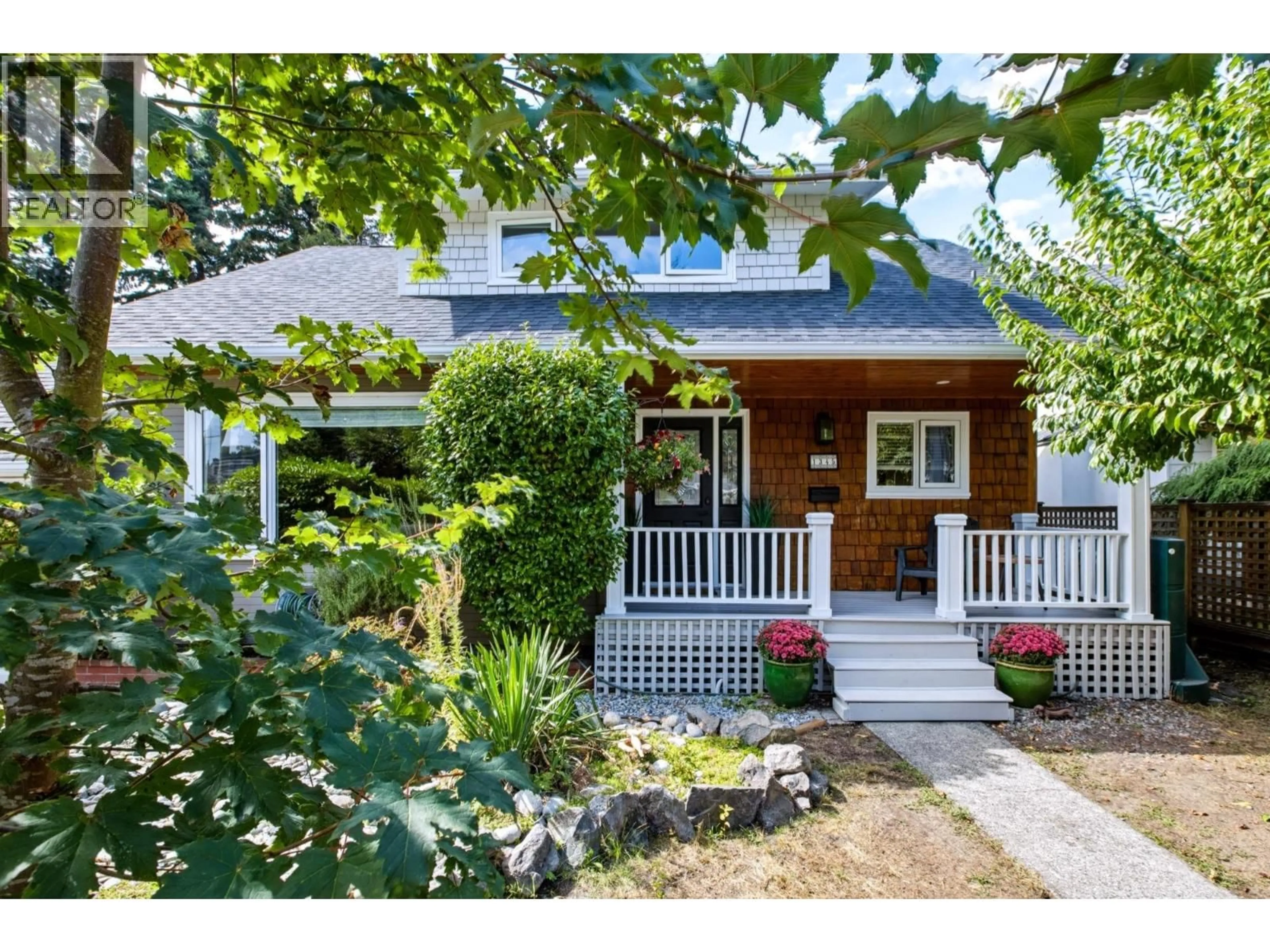 Home with vinyl exterior material, street for 1345 COMPSTON CRESCENT, Delta British Columbia V4L1P8