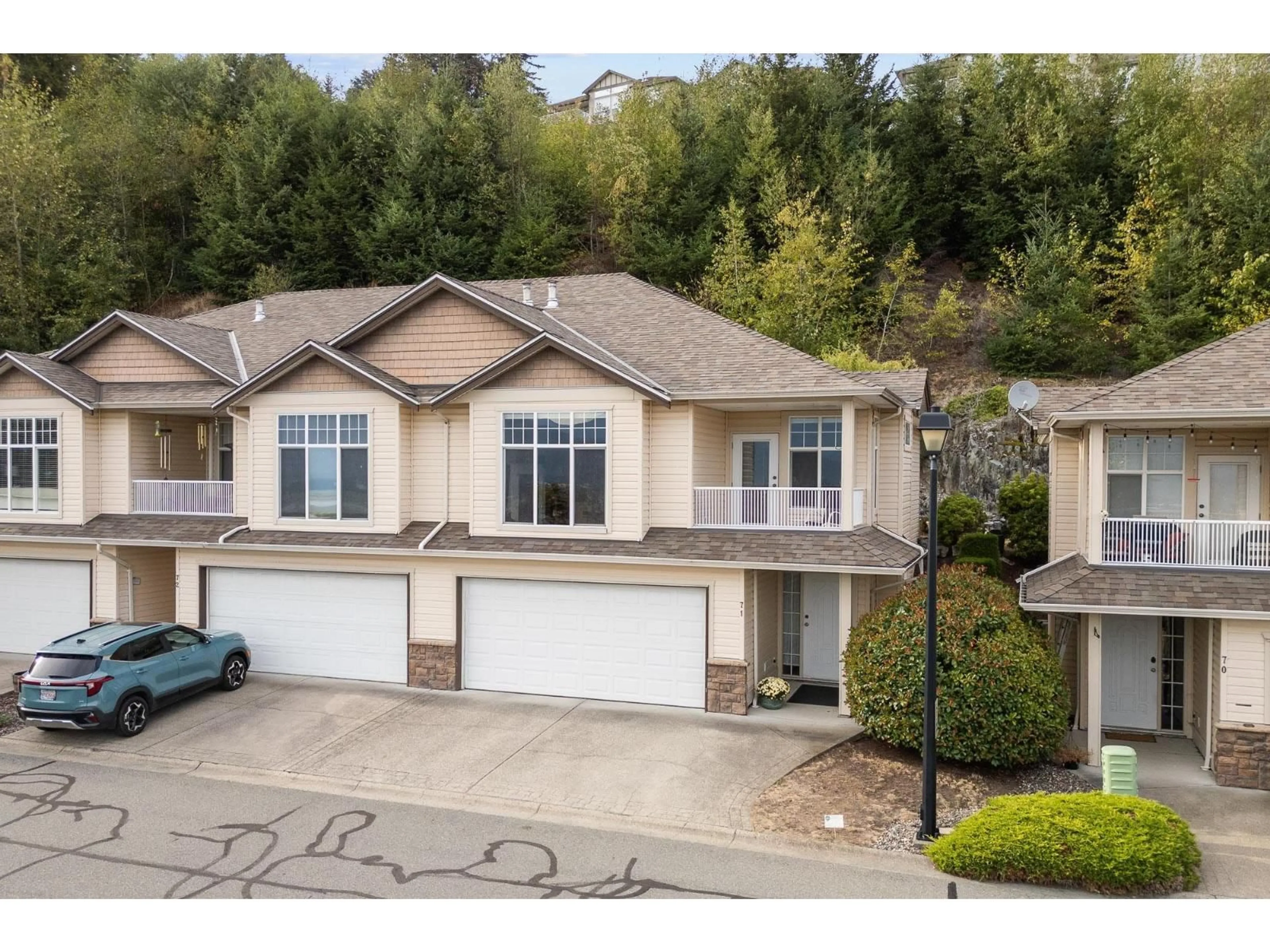 A pic from outside/outdoor area/front of a property/back of a property/a pic from drone, unknown for 71 - 8590 SUNRISE DRIVE, Chilliwack British Columbia V2R3Z4