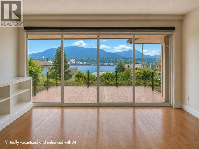 2576 WALL STREET, Vancouver 2