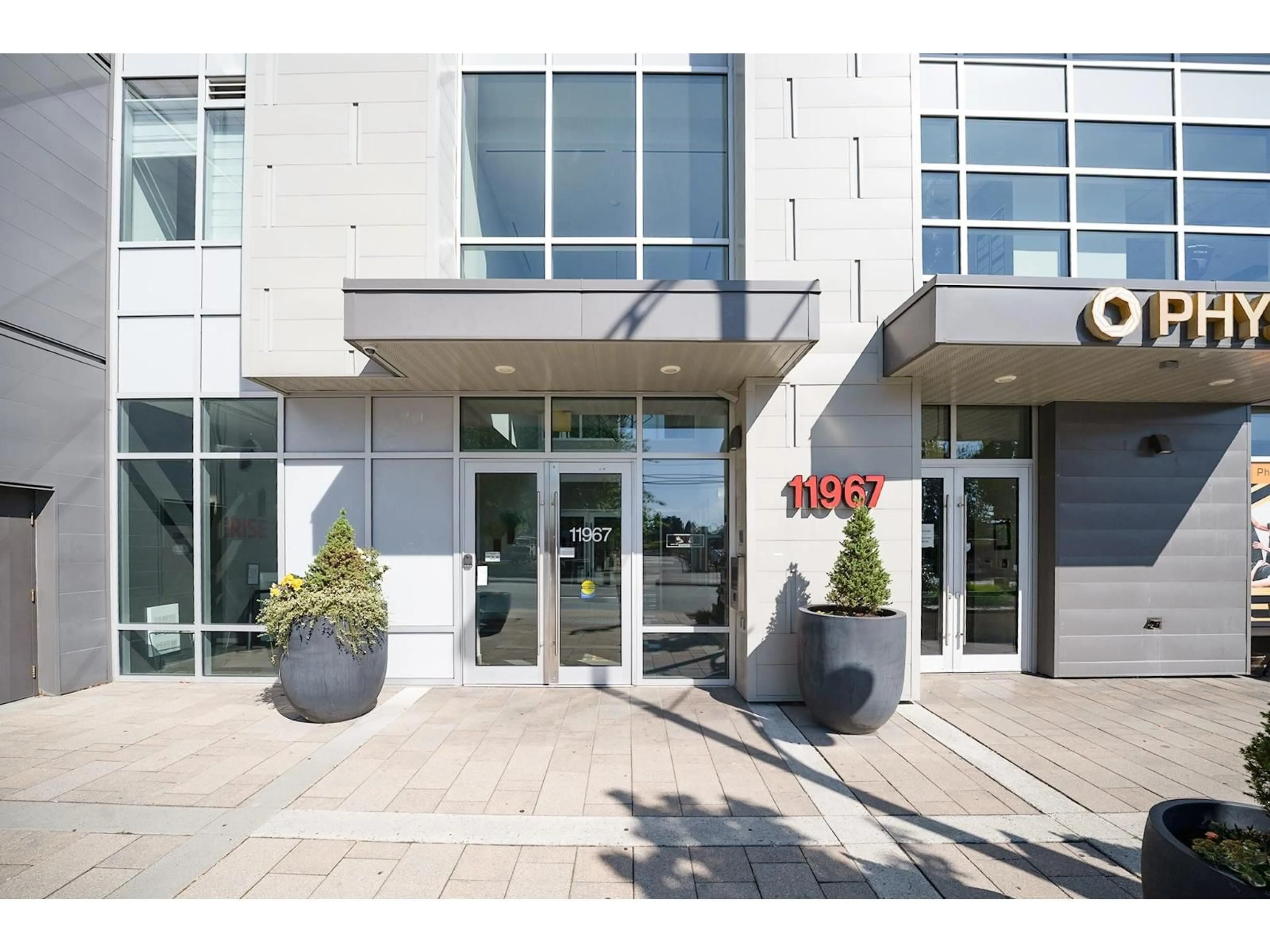 Indoor foyer for 3608 - 11967 80 AVENUE, Delta British Columbia V4C0E2