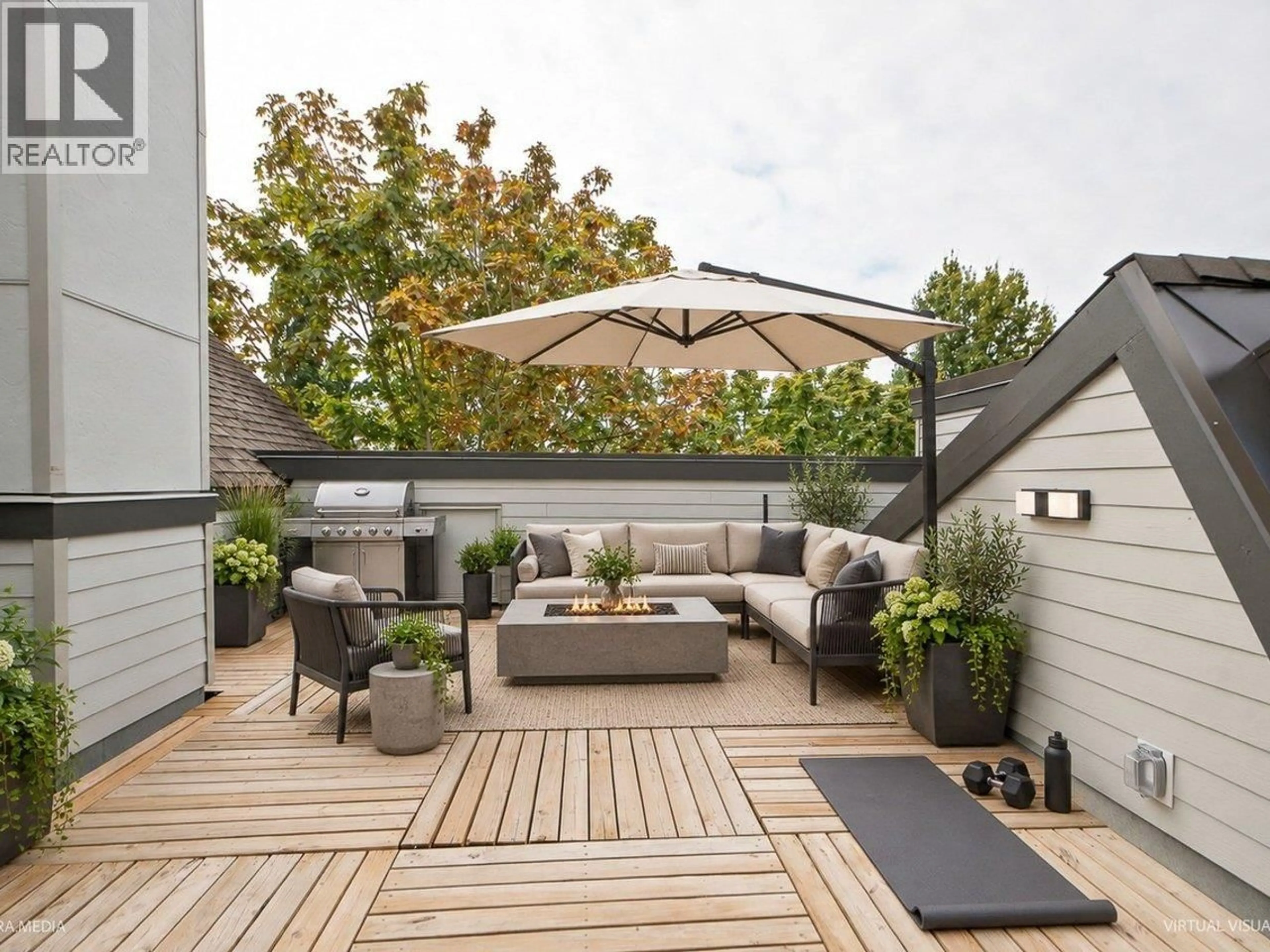 Patio, street for 203 - 3787 PENDER STREET, Burnaby British Columbia V5C2L2