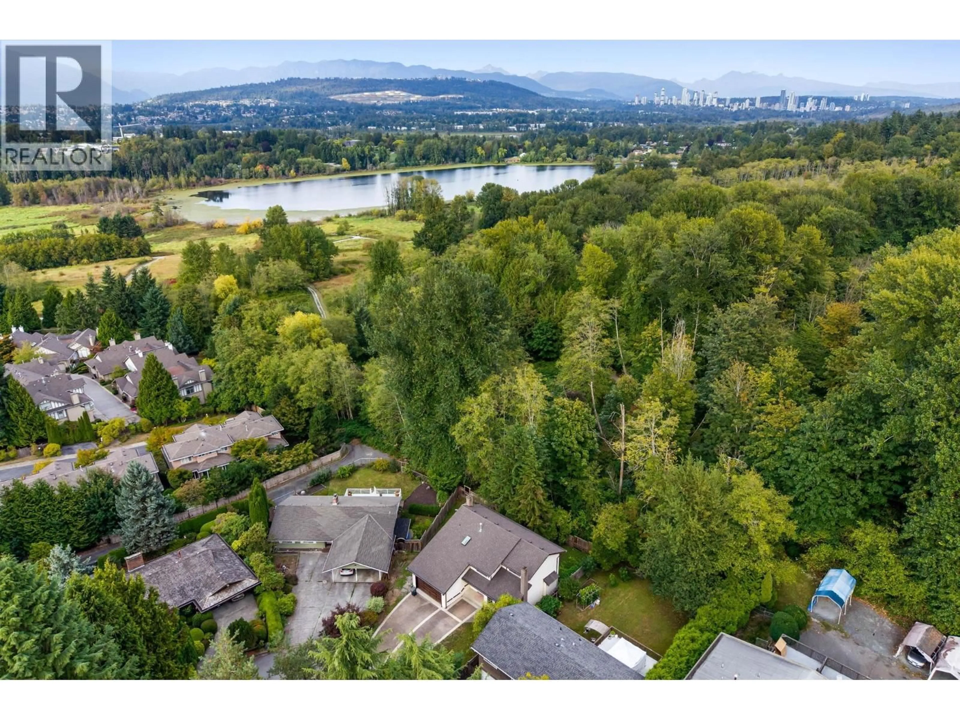 A pic from outside/outdoor area/front of a property/back of a property/a pic from drone, water/lake/river/ocean view for 5858 BAFFIN PLACE, Burnaby British Columbia V5H3S8