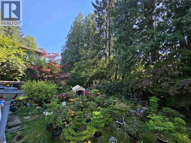 435 OSBORNE ROAD, North Vancouver 3