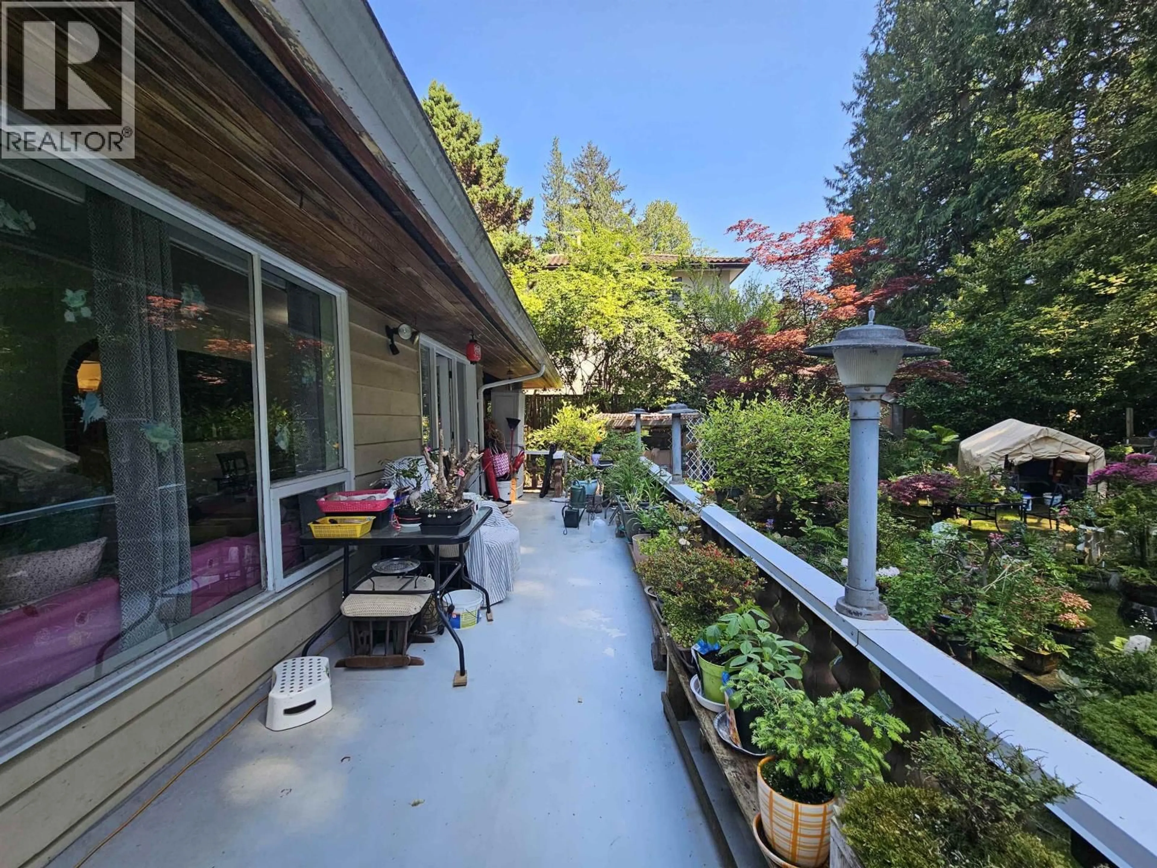 Patio, unknown for 435 OSBORNE ROAD, North Vancouver British Columbia V7N1M4