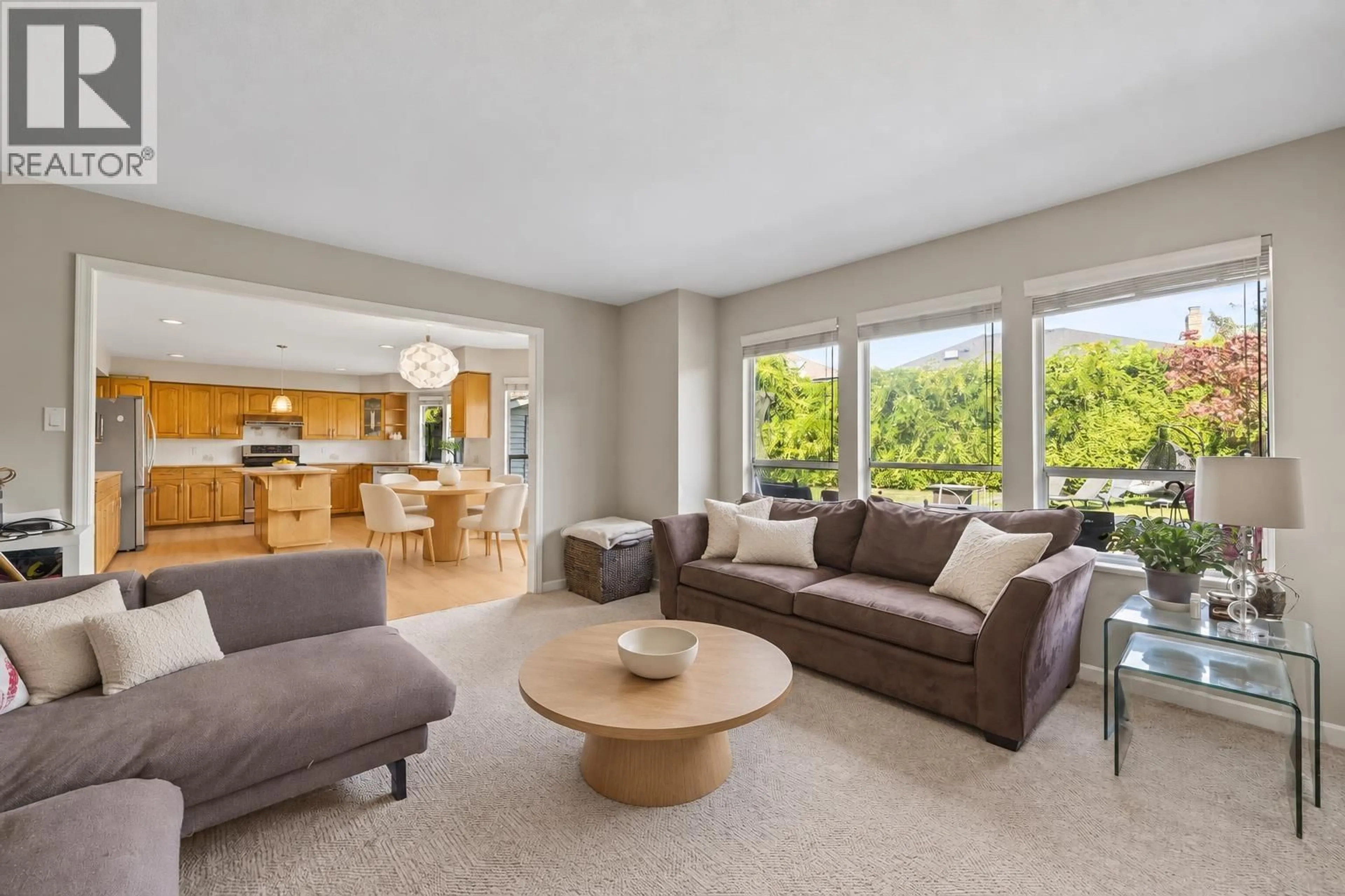 Living room with furniture, unknown for 5171 BRUNSWICK DRIVE, Richmond British Columbia V7E6J2