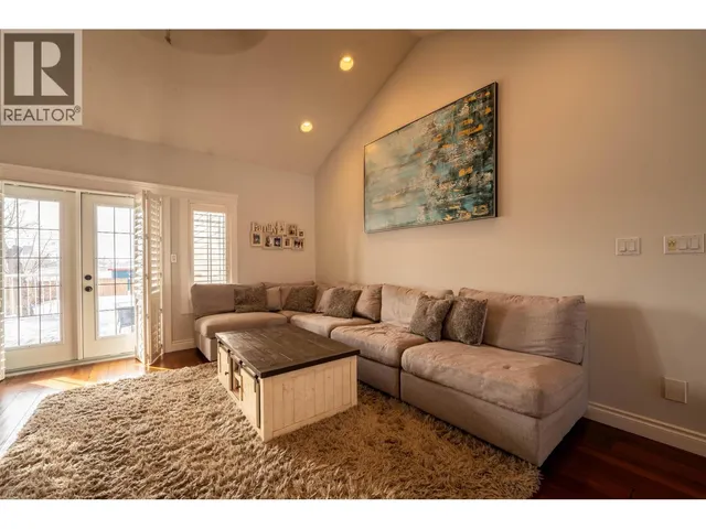 8607 109 AVENUE, Fort St. John 5