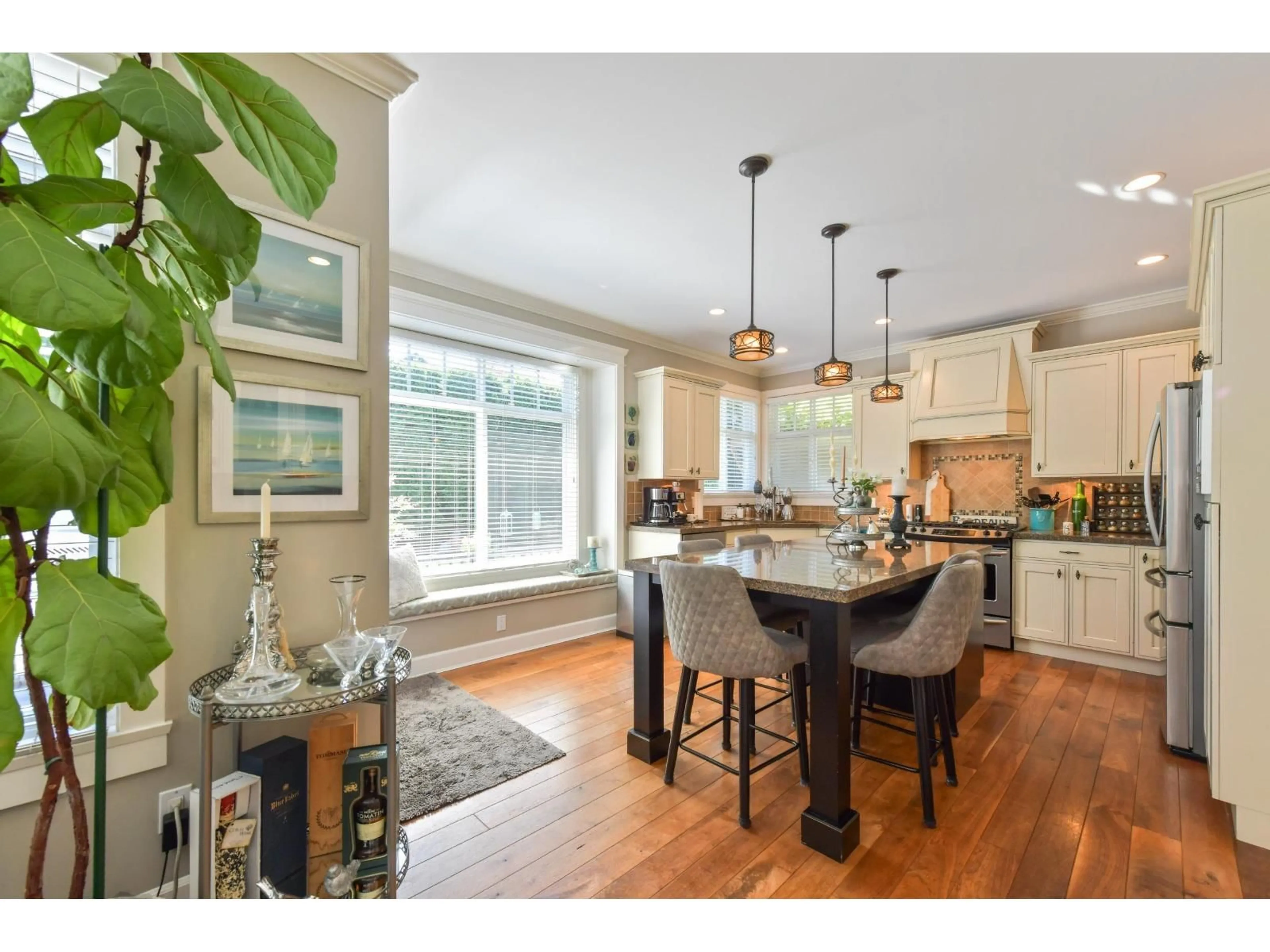 Open concept kitchen, unknown for 14876 34TH AVENUE, Surrey British Columbia V4P0B4