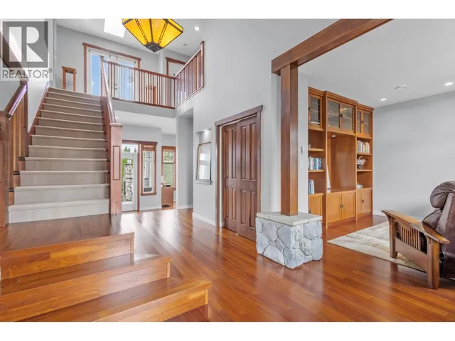186 MACDONALD AVENUE, Burnaby 3