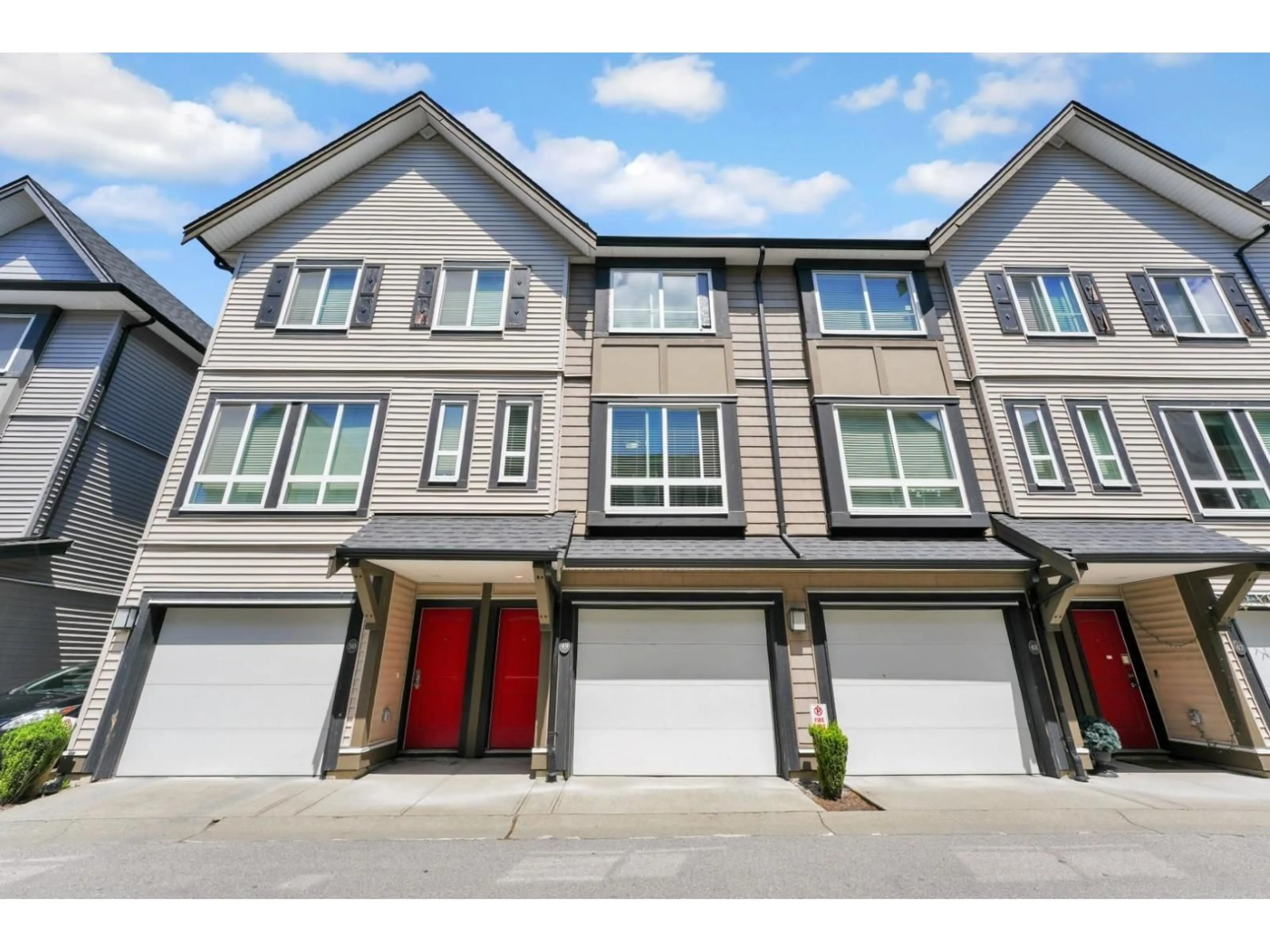 Home with vinyl exterior material, street for 49 - 14555 68 AVENUE, Surrey British Columbia V3S2A8