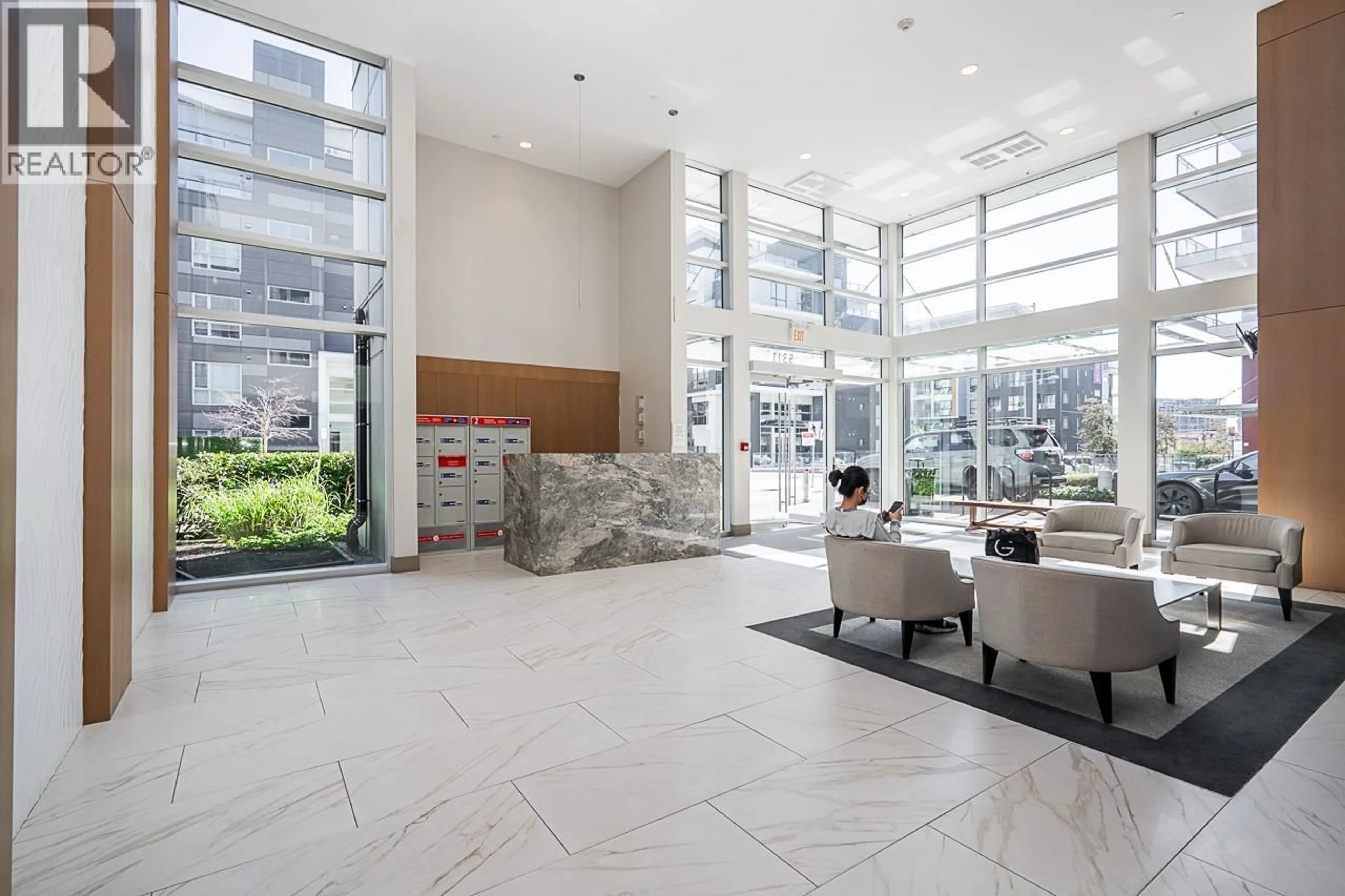 Lobby for 521 - 5311 CEDARBRIDGE WAY, Richmond British Columbia V6X0M3