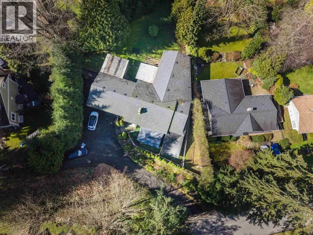 1329 APPIN ROAD, North Vancouver 2