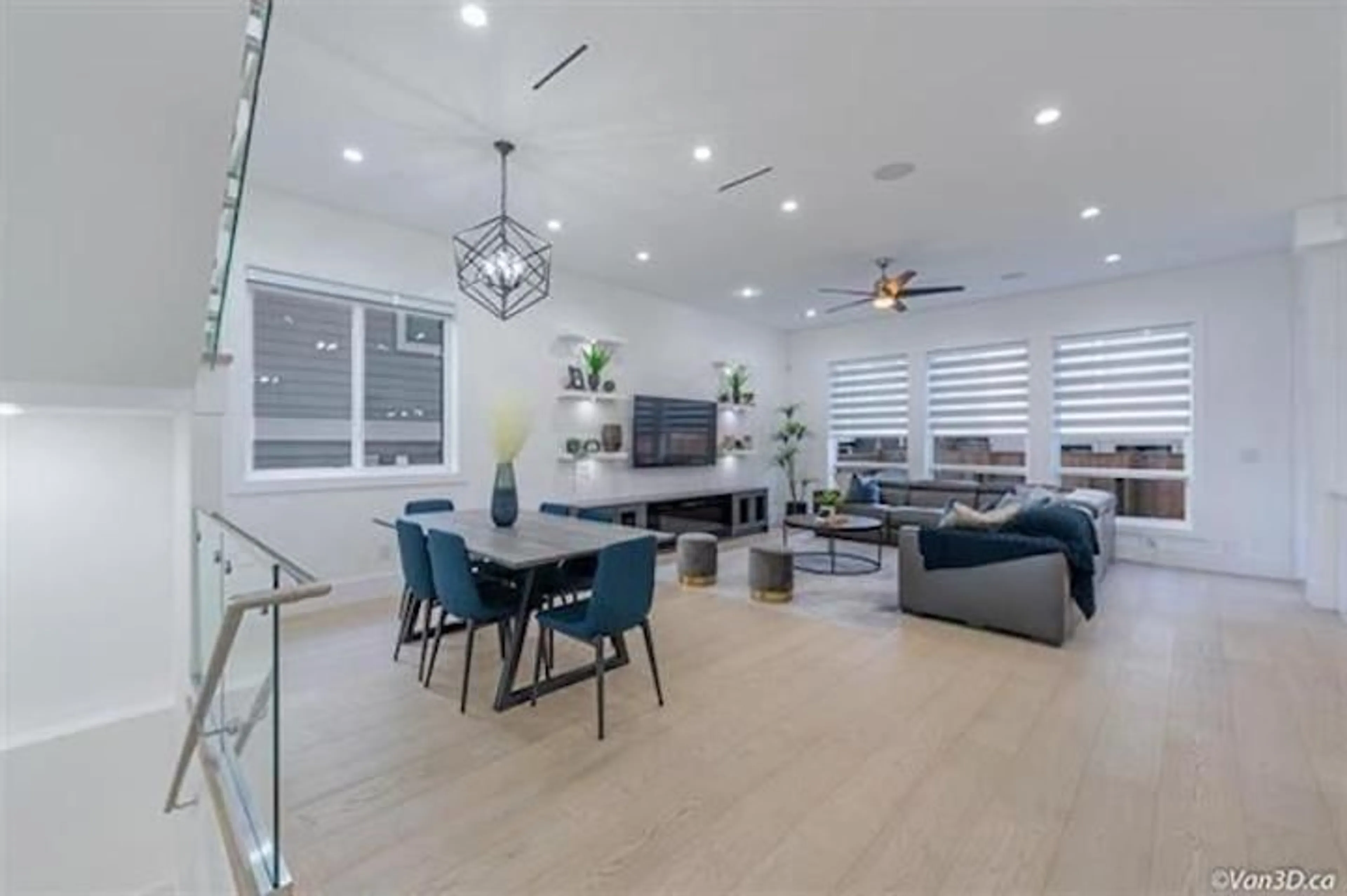 Unknown for 16759 18 AVENUE, Surrey British Columbia V3Z9X5