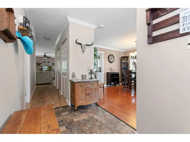 1636 AGASSIZ-ROSEDALE NO 9 HIGHWAY, Agassiz 4