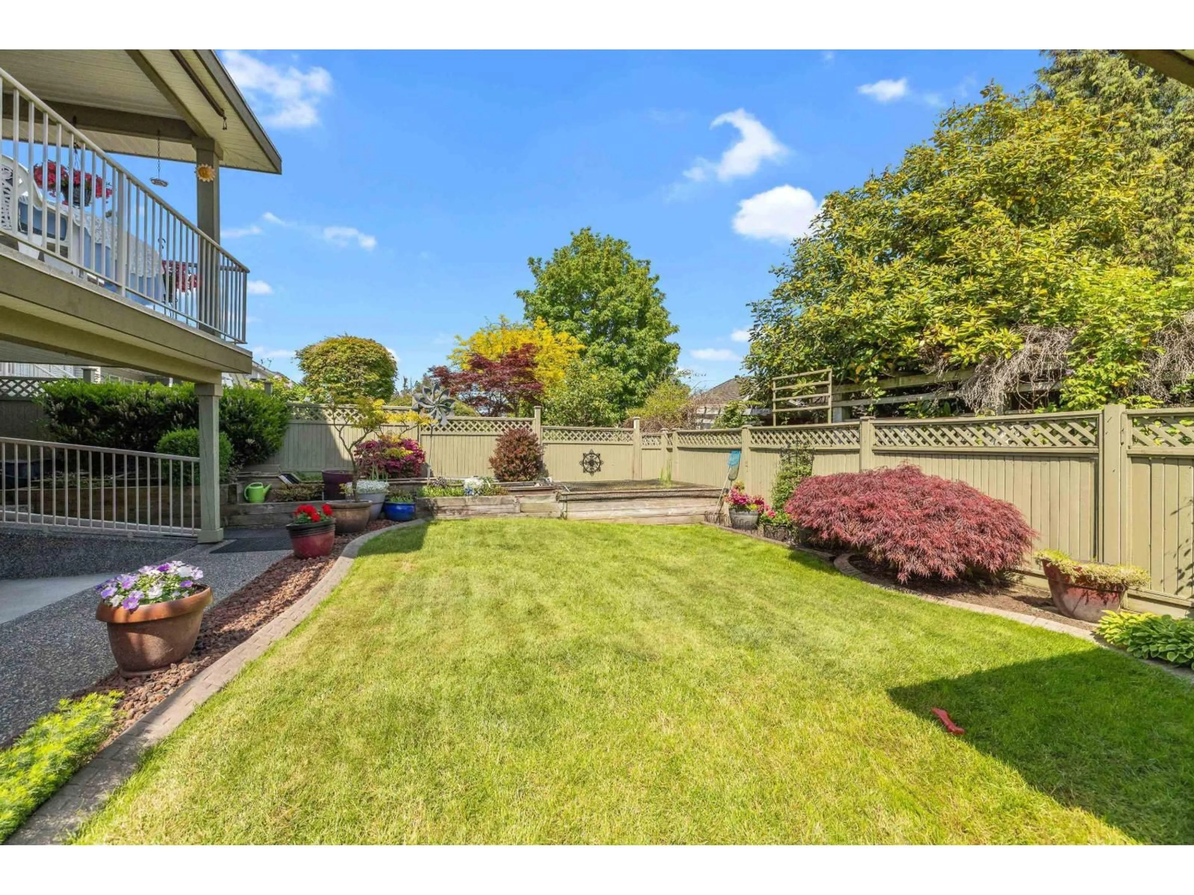 Patio, unknown for 7250 147A STREET, Surrey British Columbia V3S7X6
