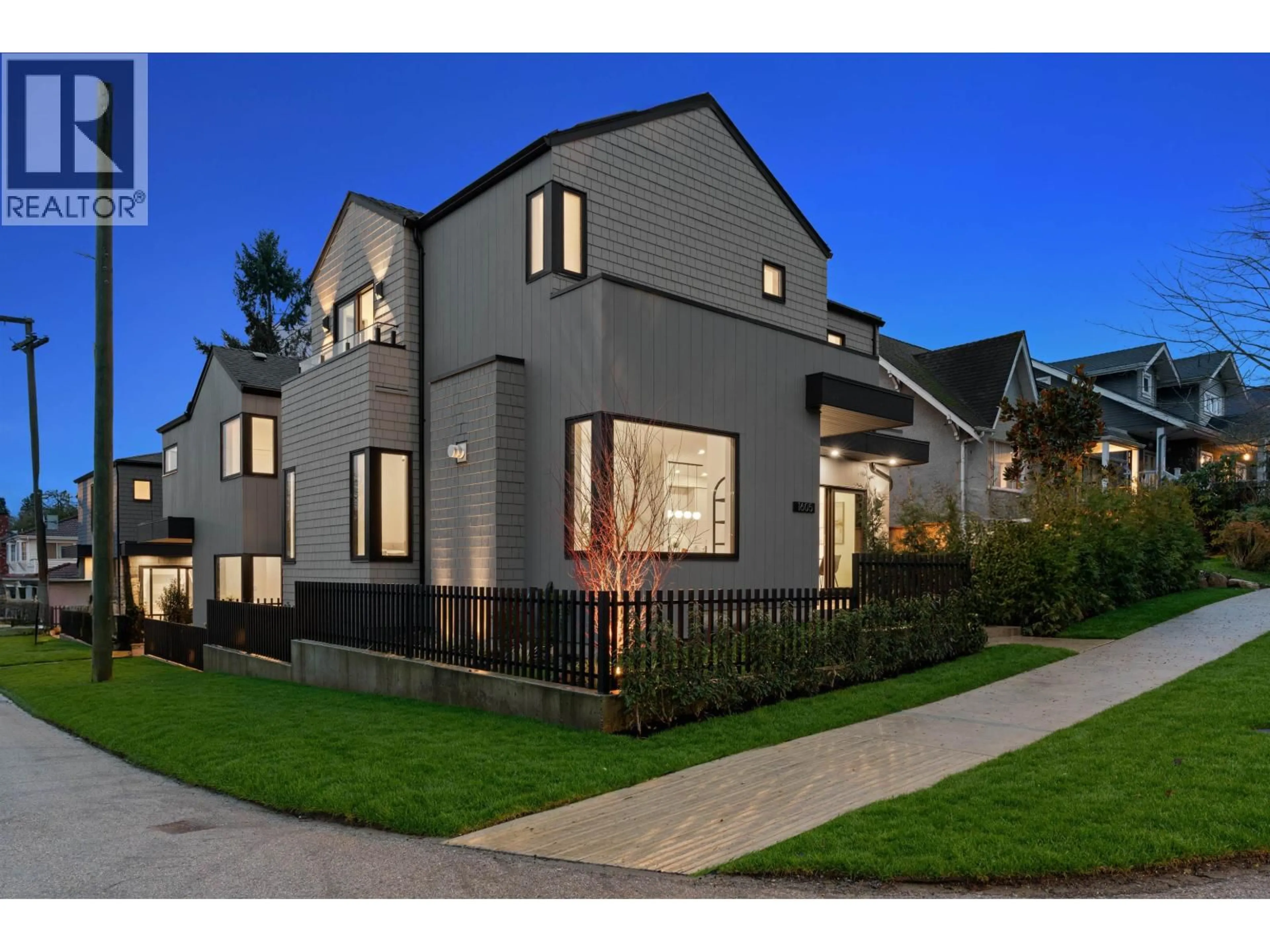 Home with brick exterior material, street for 1605 21ST AVENUE, Vancouver British Columbia V5N3V8
