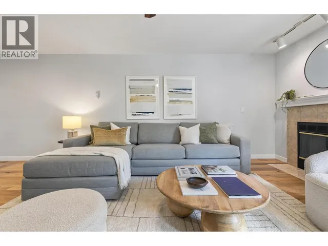 836 ROCHE POINT DRIVE, North Vancouver 5