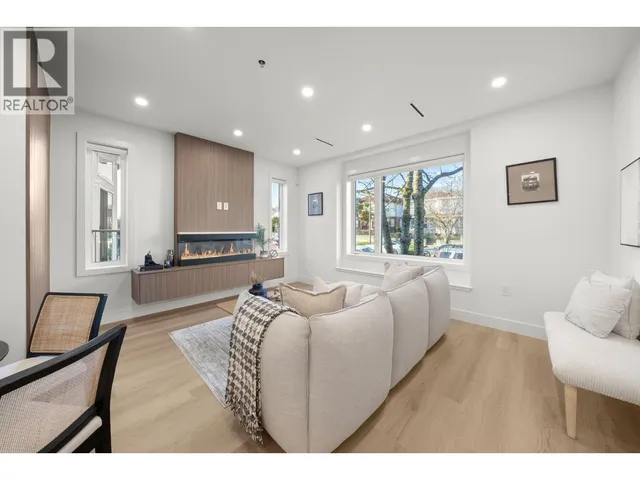 1 - 1278 63RD AVENUE, Vancouver 3