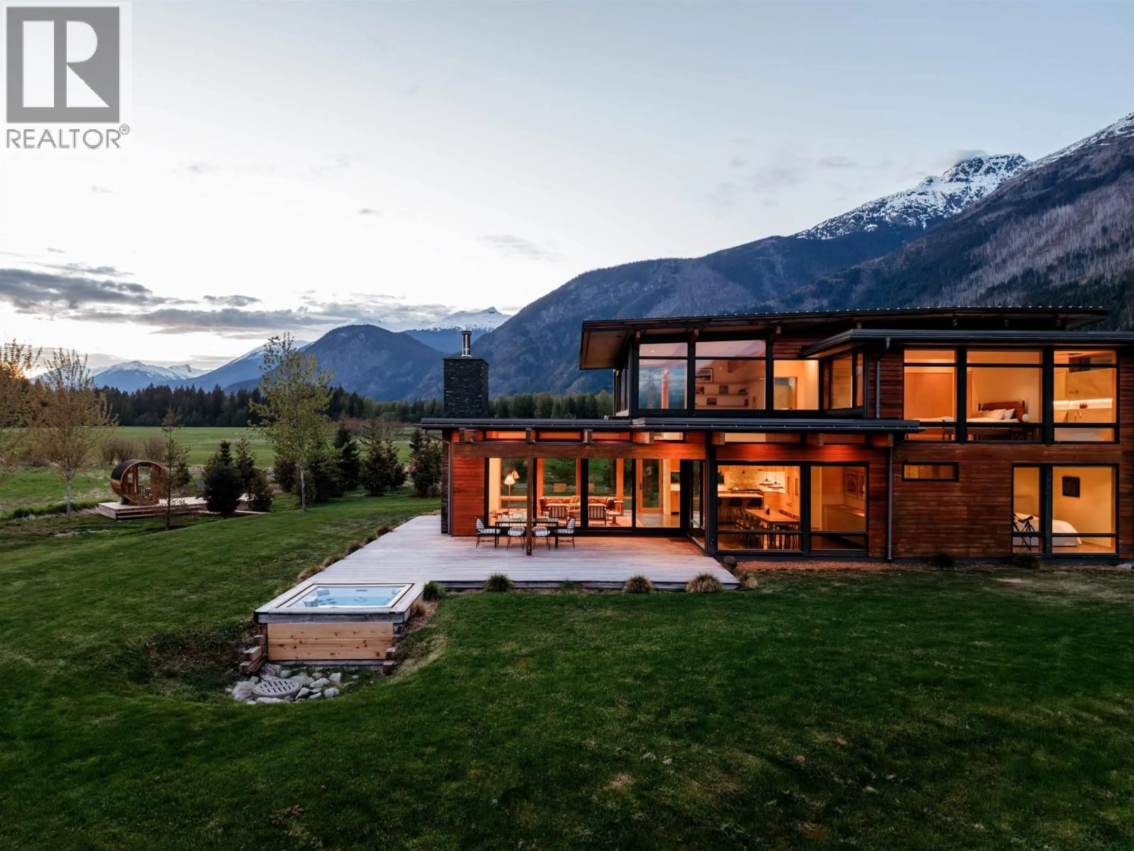 A pic from outside/outdoor area/front of a property/back of a property/a pic from drone, mountain view for 9209 PEMBERTON MEADOWS ROAD, Pemberton British Columbia V0N2L0