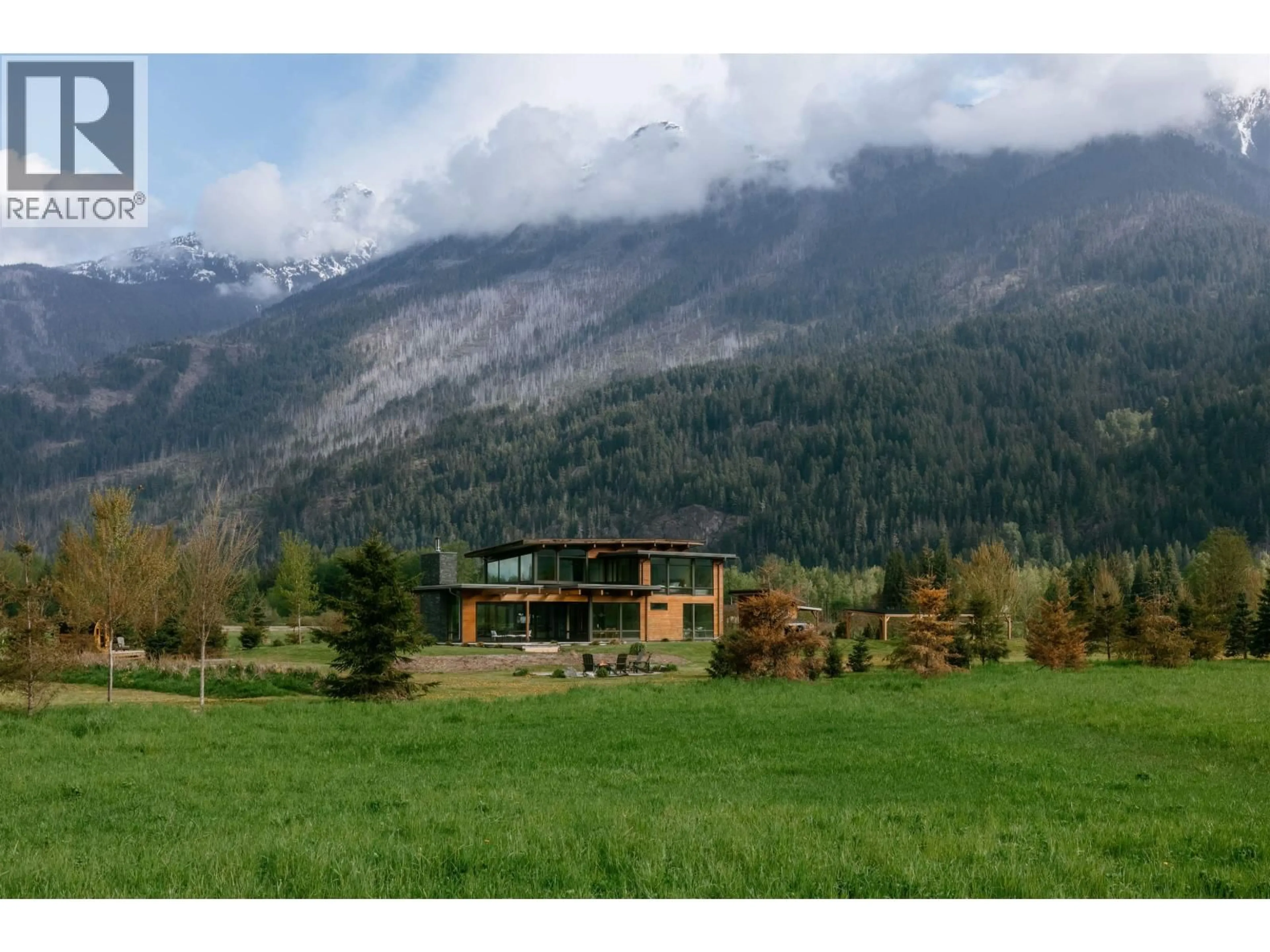 A pic from outside/outdoor area/front of a property/back of a property/a pic from drone, mountain view for 9209 PEMBERTON MEADOWS ROAD, Pemberton British Columbia V0N2L0