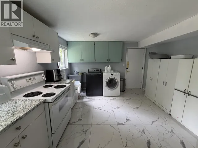 5237 12 AVENUE, Delta 5