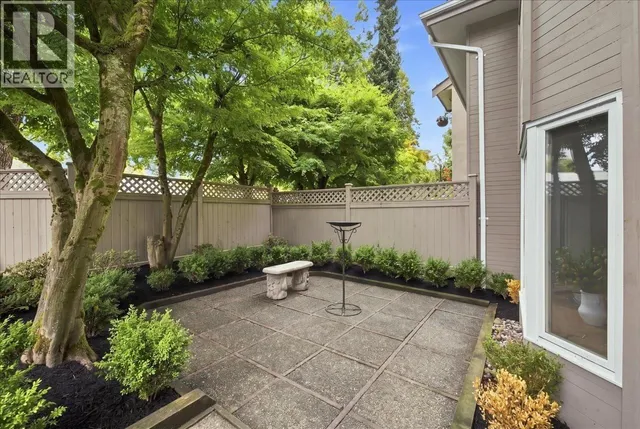1 - 1176 15TH AVENUE, Vancouver 3