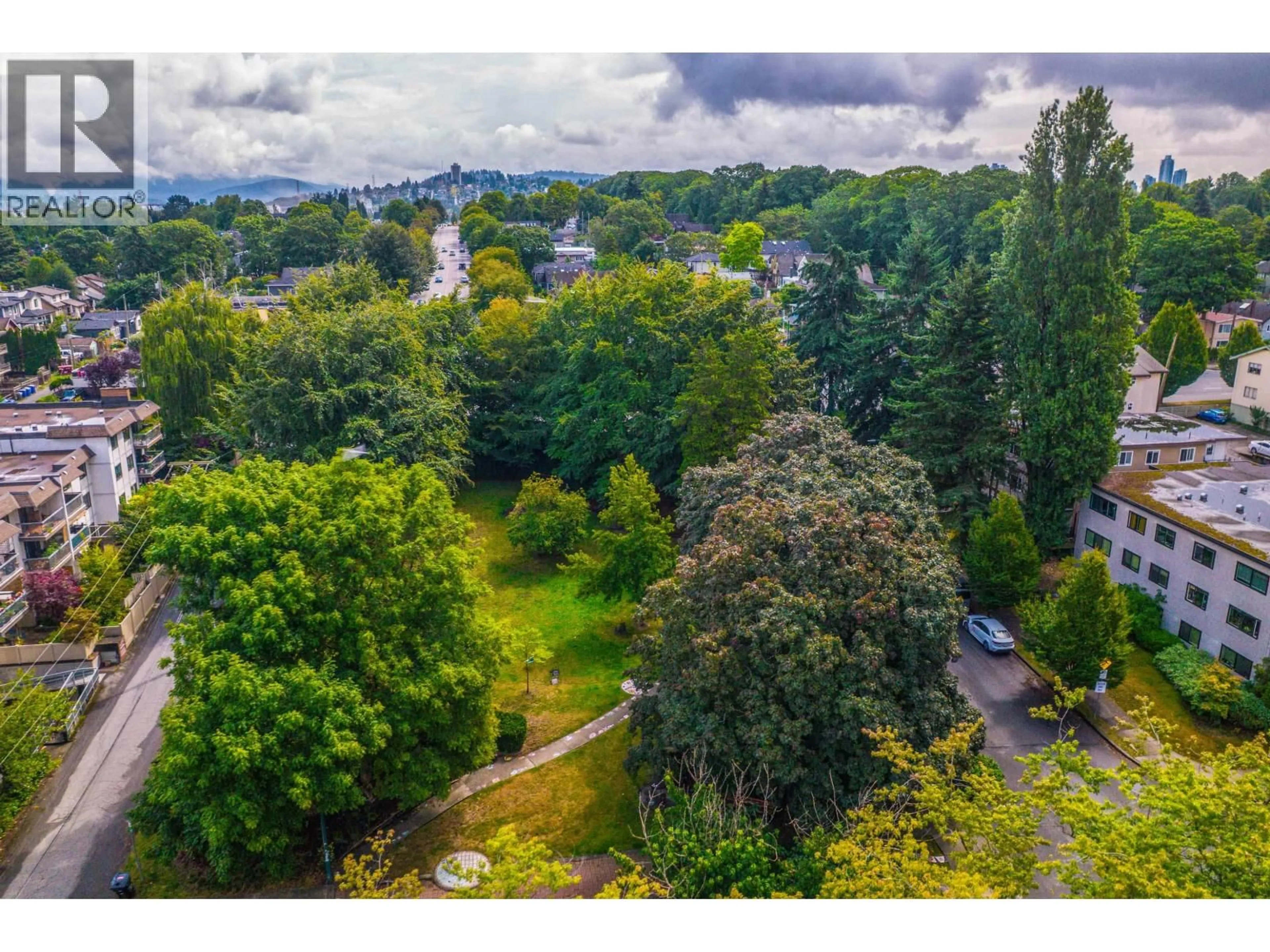 A pic from outside/outdoor area/front of a property/back of a property/a pic from drone, forest/trees view for 203 - 2240 WALL STREET, Vancouver British Columbia V5L1B6