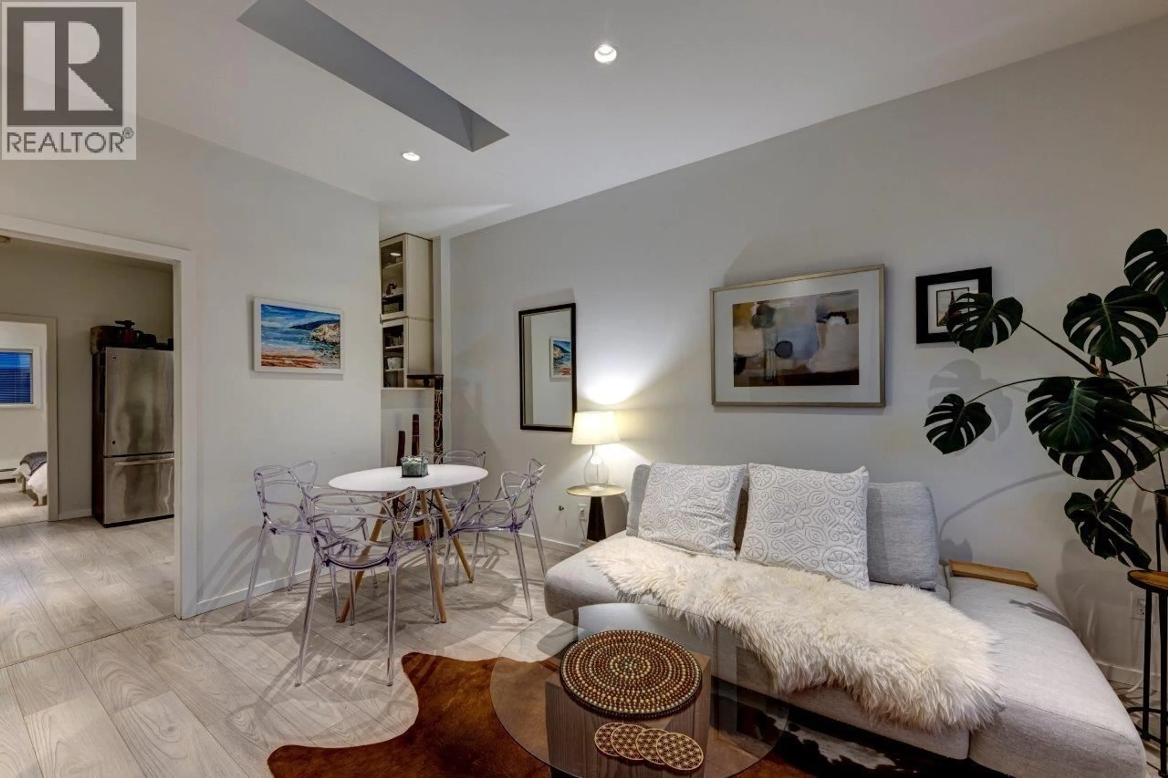 Living room with furniture, unknown for 744 3RD STREET, North Vancouver British Columbia V7L1G9