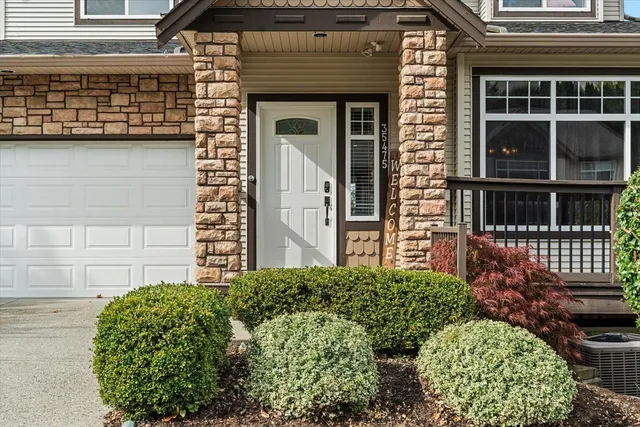 35475 STRATHCONA COURT, Abbotsford 2