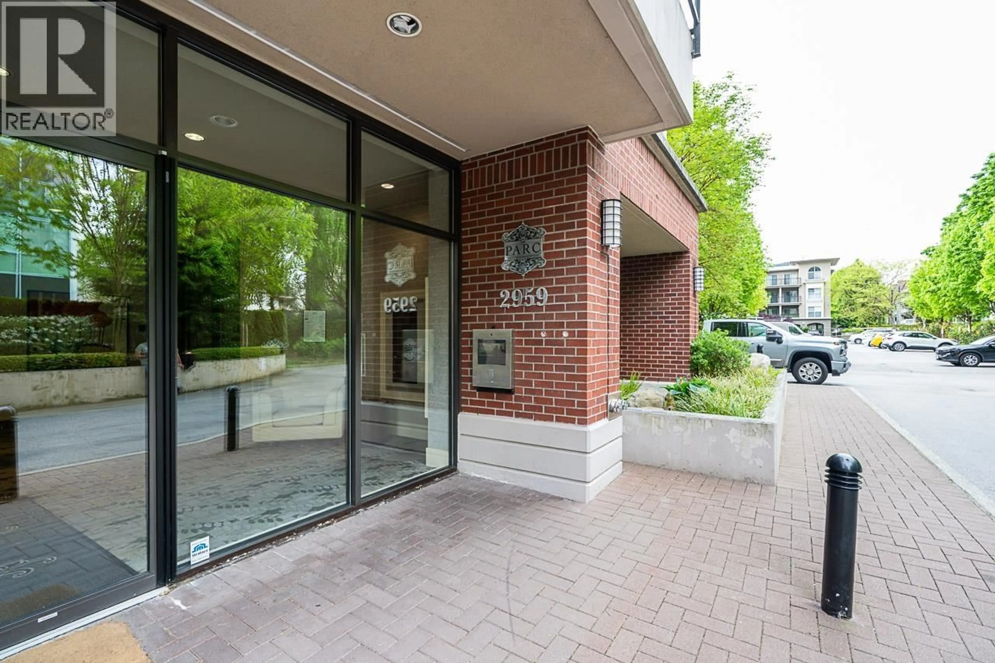 Unknown for 1203 - 2959 GLEN DRIVE, Coquitlam British Columbia V3B0B8