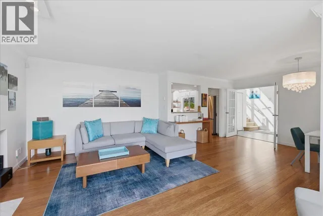 1523 MARINER WALK, Vancouver 4