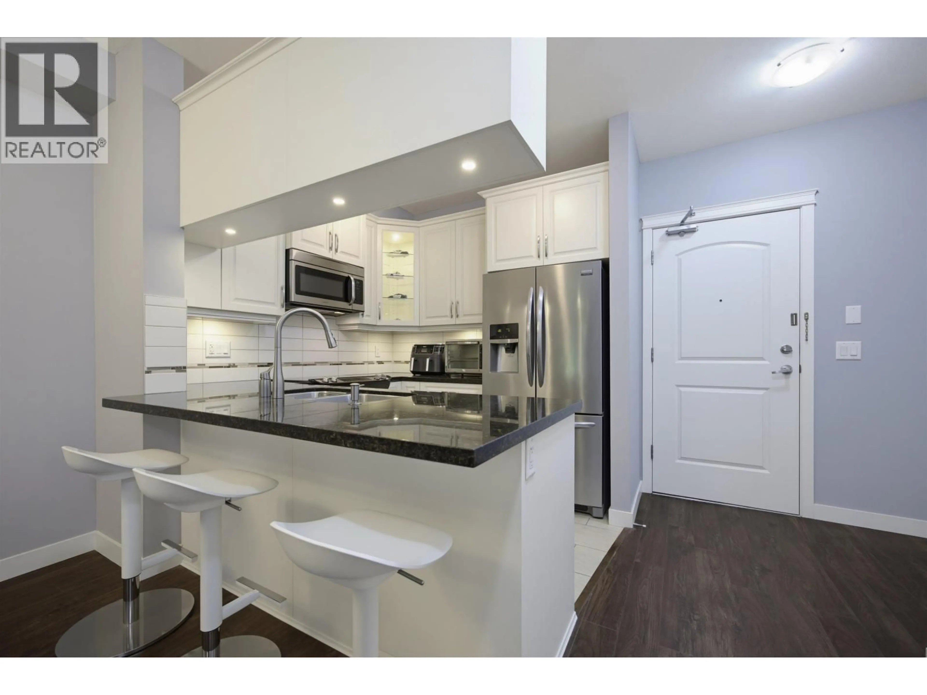 Open concept kitchen, unknown for 111 - 12565 190A STREET, Pitt Meadows British Columbia V3Y0E1