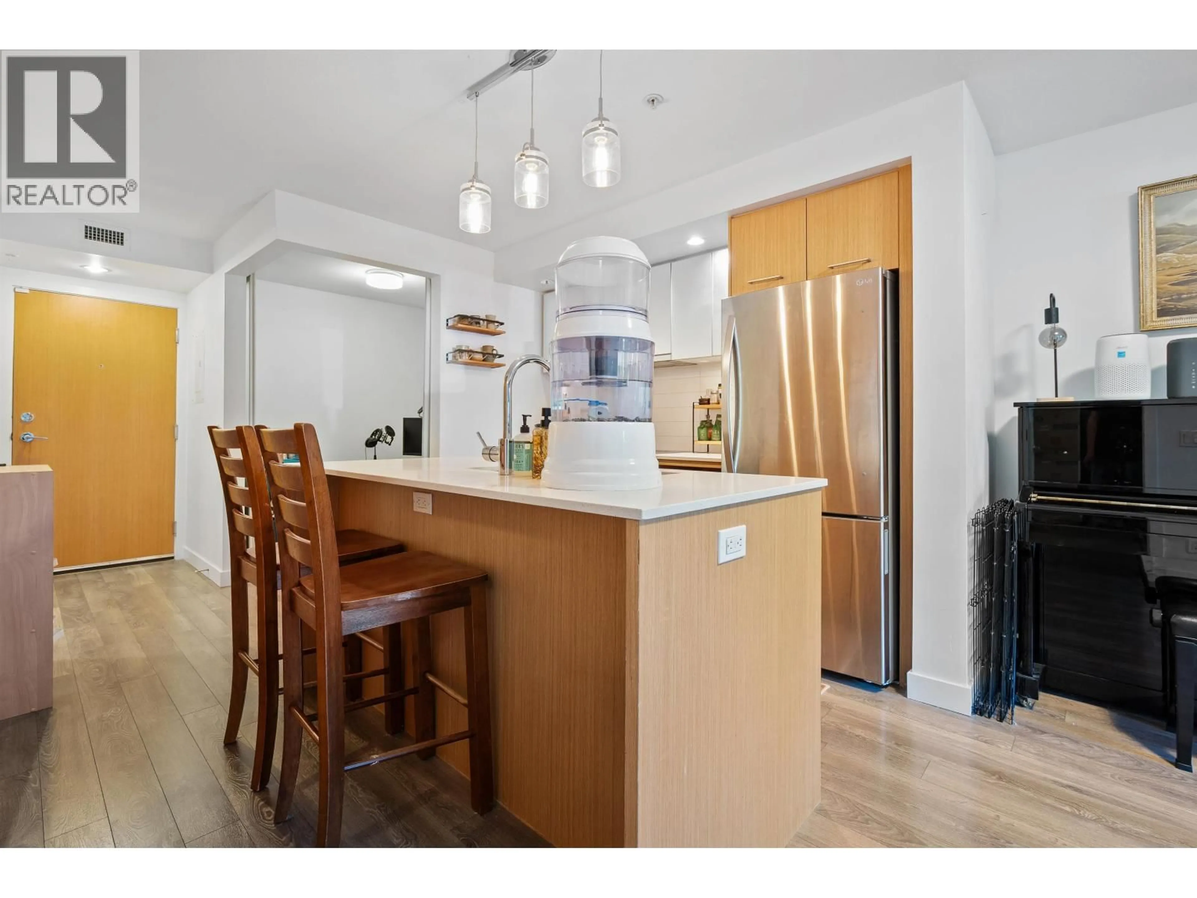 Open concept kitchen, unknown for 108 - 221 3RD STREET, North Vancouver British Columbia V7L0C1