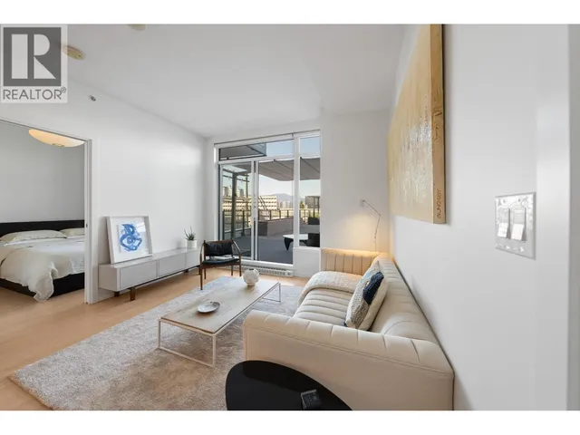 206 - 133 8TH AVENUE, Vancouver 5