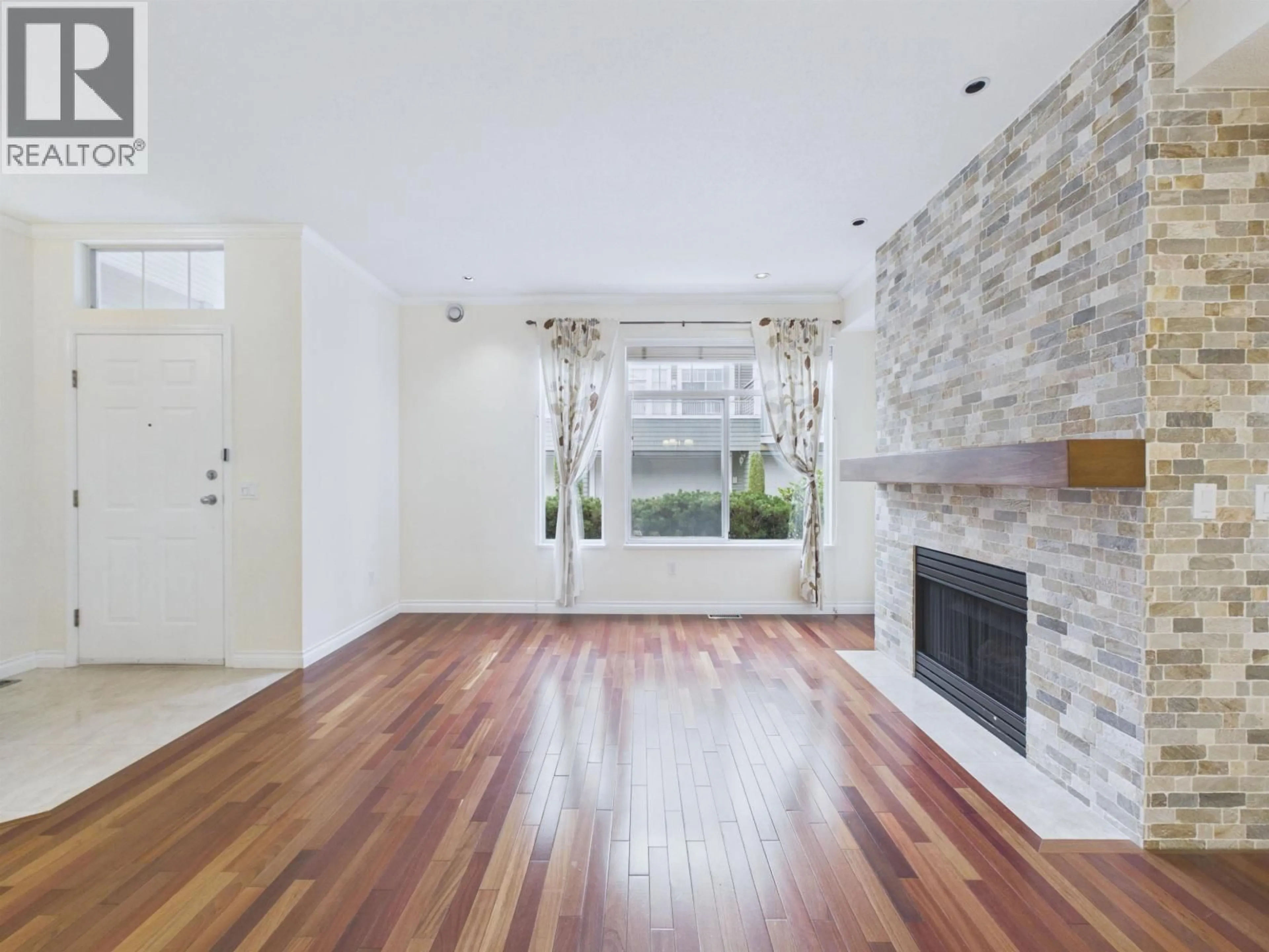 Unknown for 48 - 5298 OAKMOUNT CRESCENT, Burnaby British Columbia V5H4S2