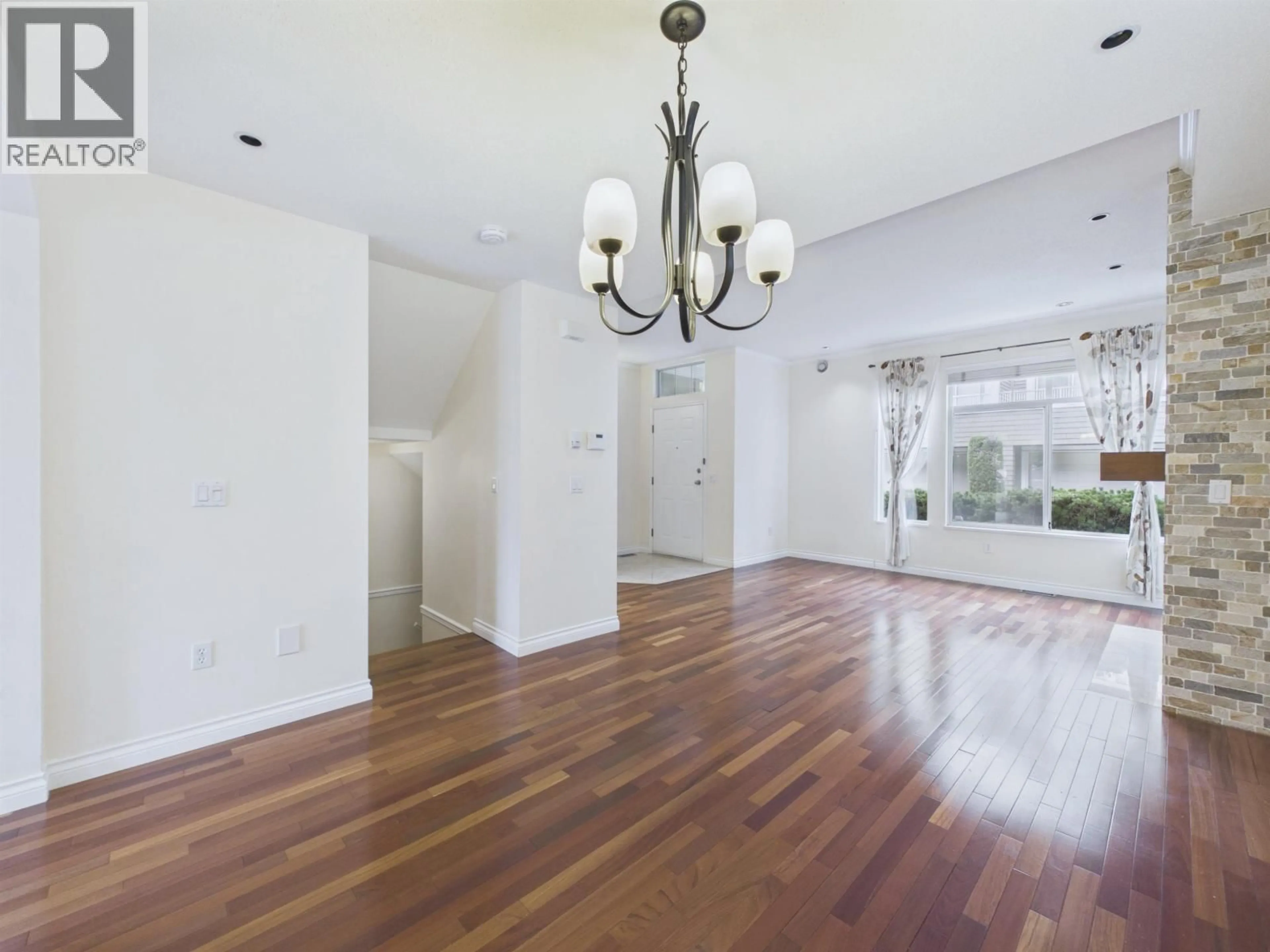 Unknown for 48 - 5298 OAKMOUNT CRESCENT, Burnaby British Columbia V5H4S2