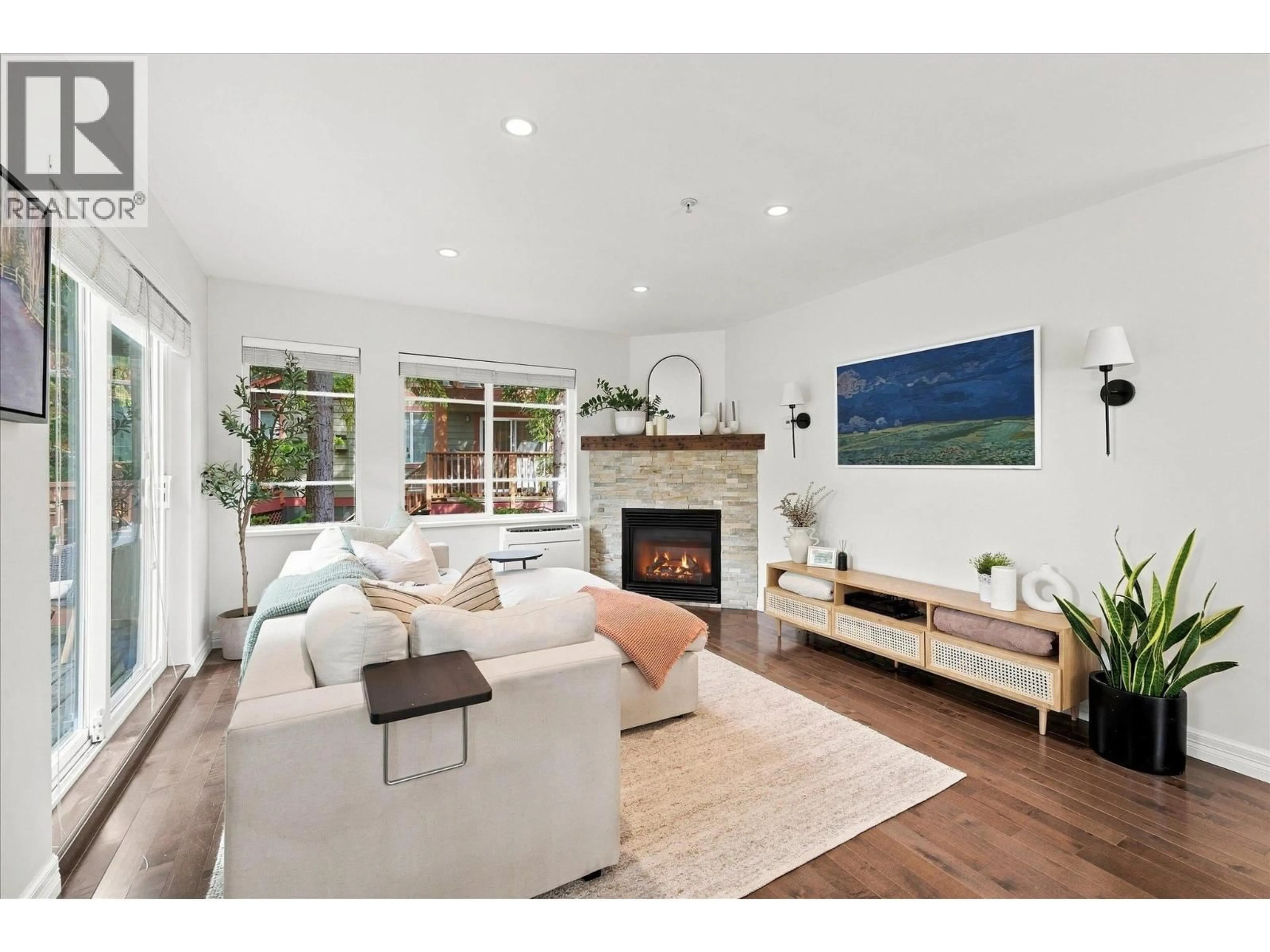 Living room with furniture, unknown for 43 - 1450 VINE ROAD, Pemberton British Columbia V0N2L1