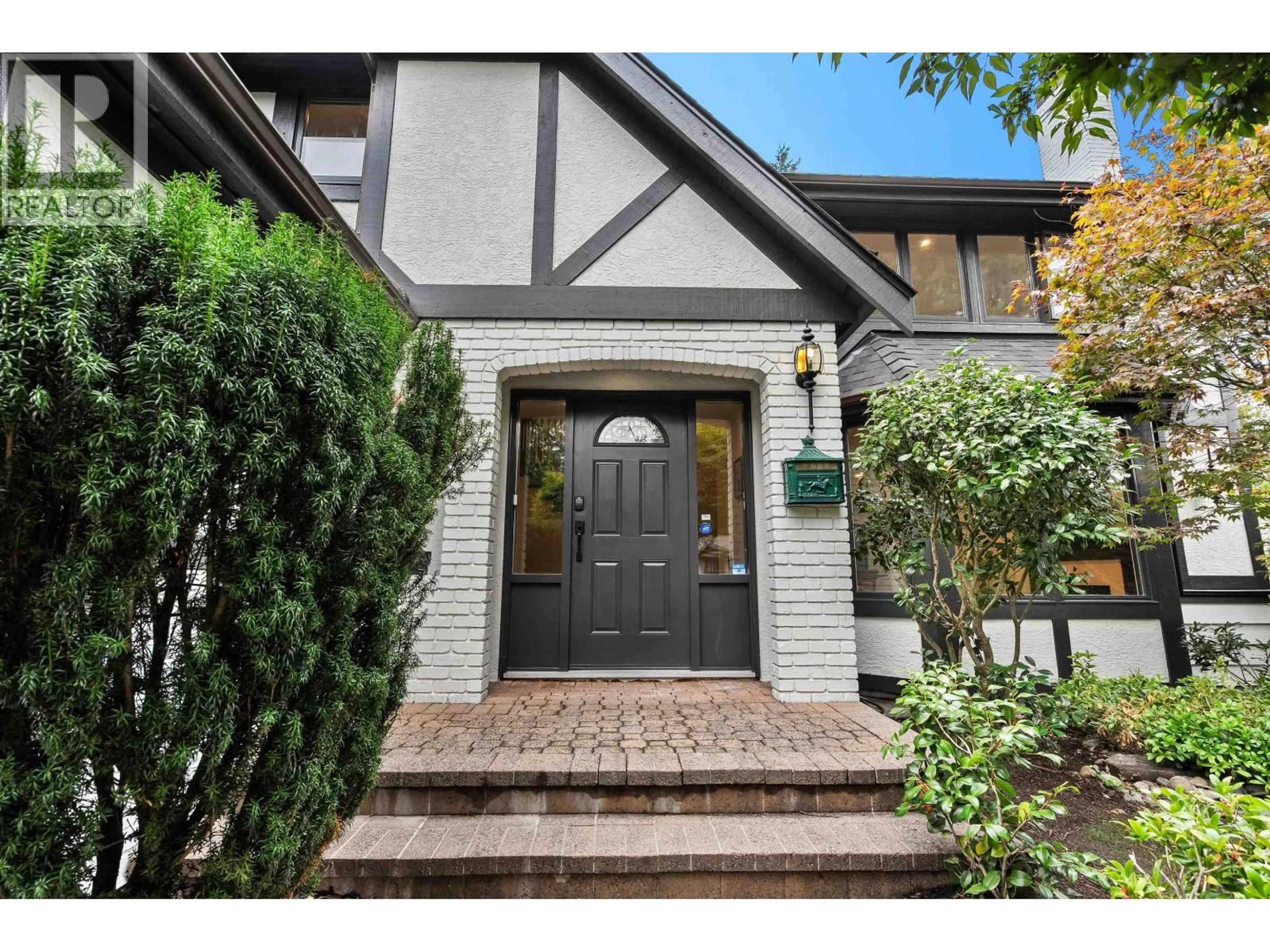 Unknown for 5155 ALDERFEILD PLACE, West Vancouver British Columbia V7W2W7