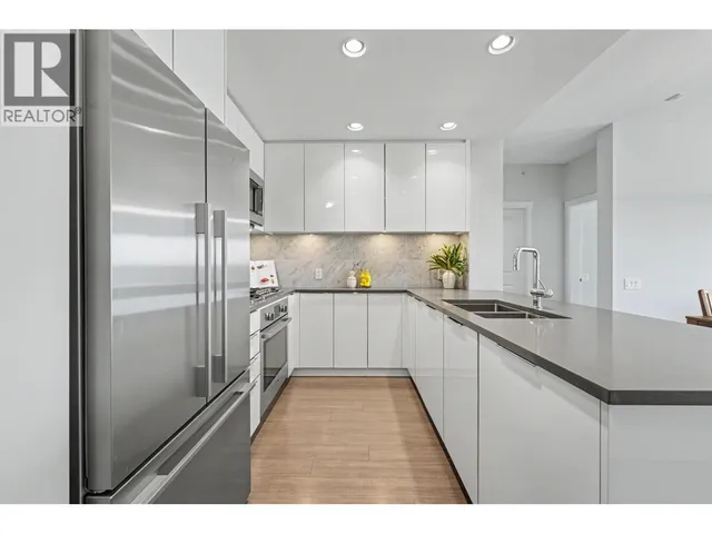 604 - 3289 RIVERWALK AVENUE, Vancouver 3