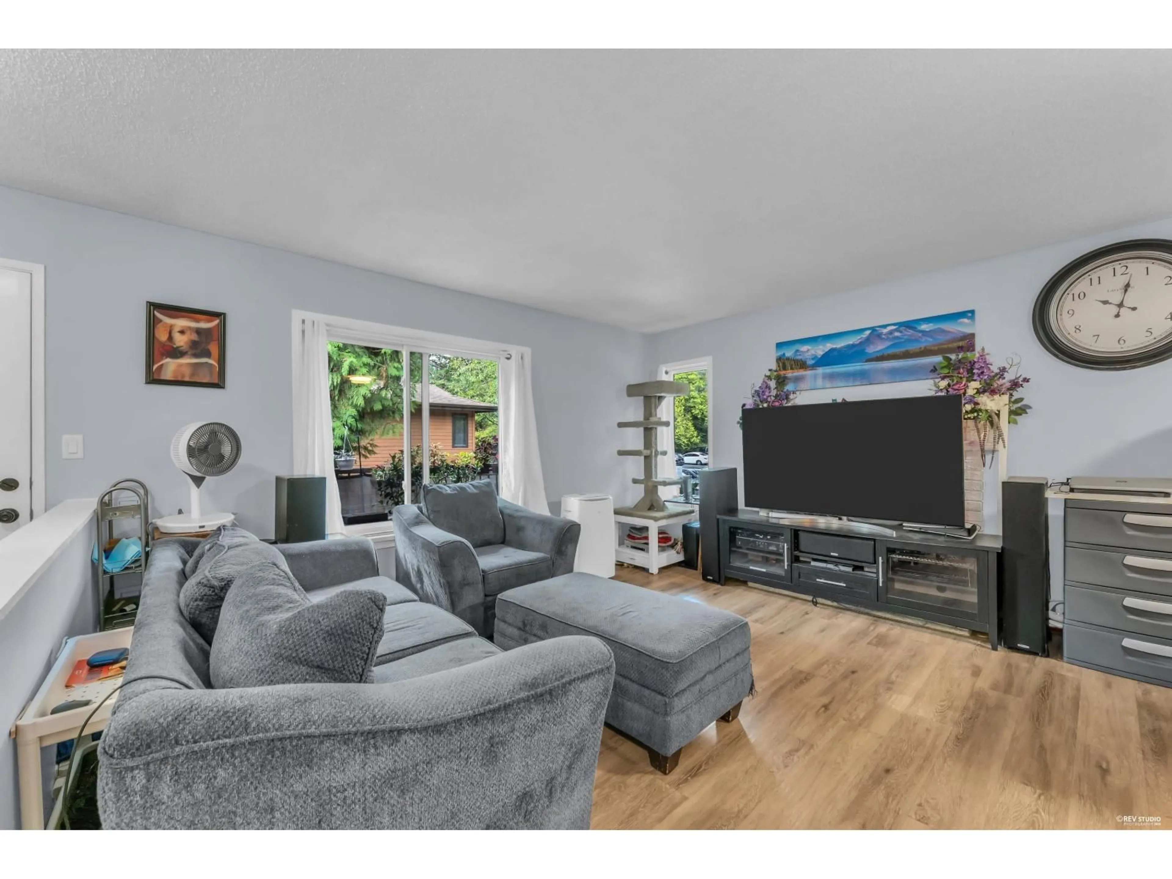 Living room with furniture, unknown for 1202 - 10620 150 STREET, Surrey British Columbia V3R7S1