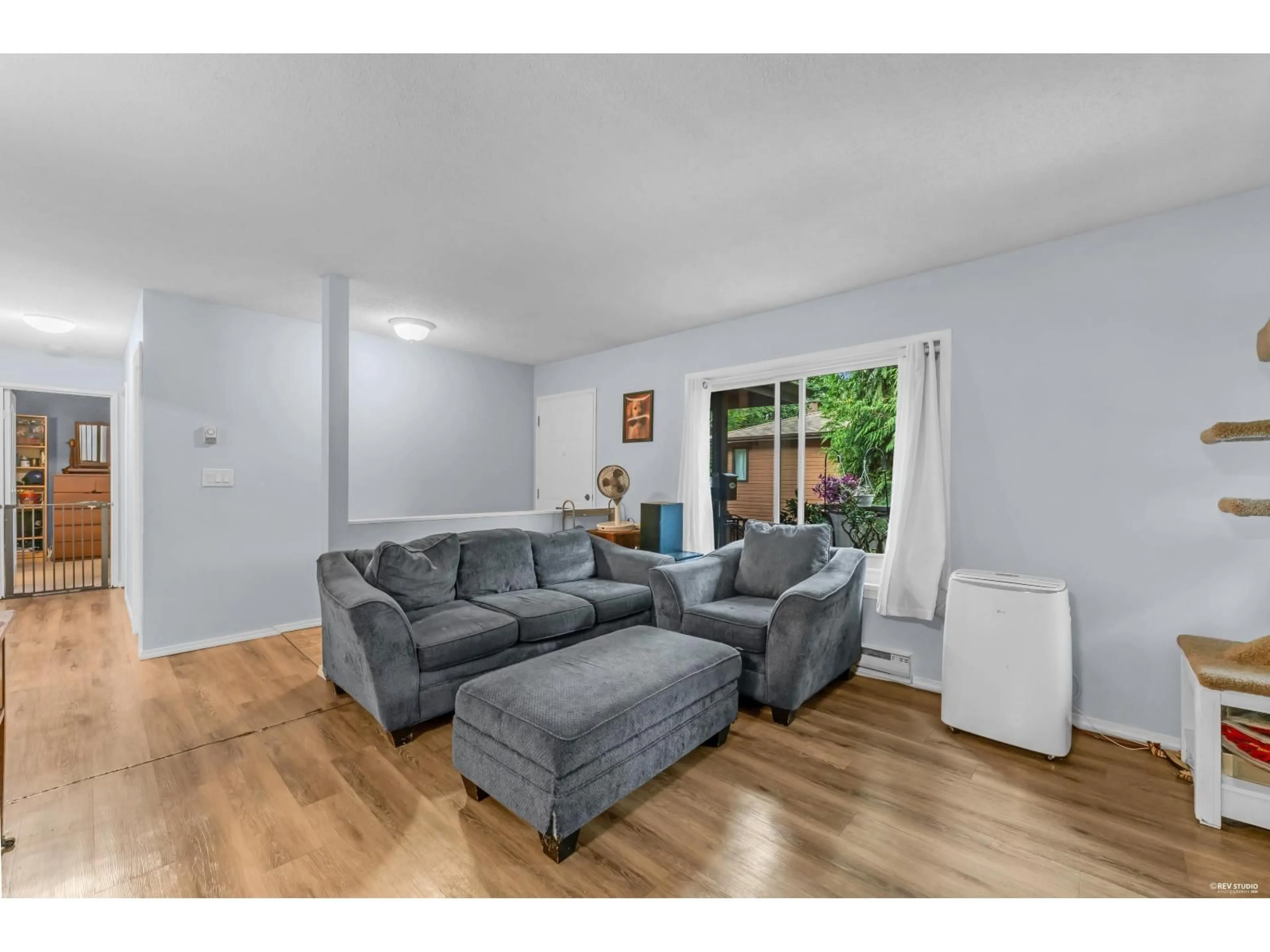 Living room with furniture, unknown for 1202 - 10620 150 STREET, Surrey British Columbia V3R7S1