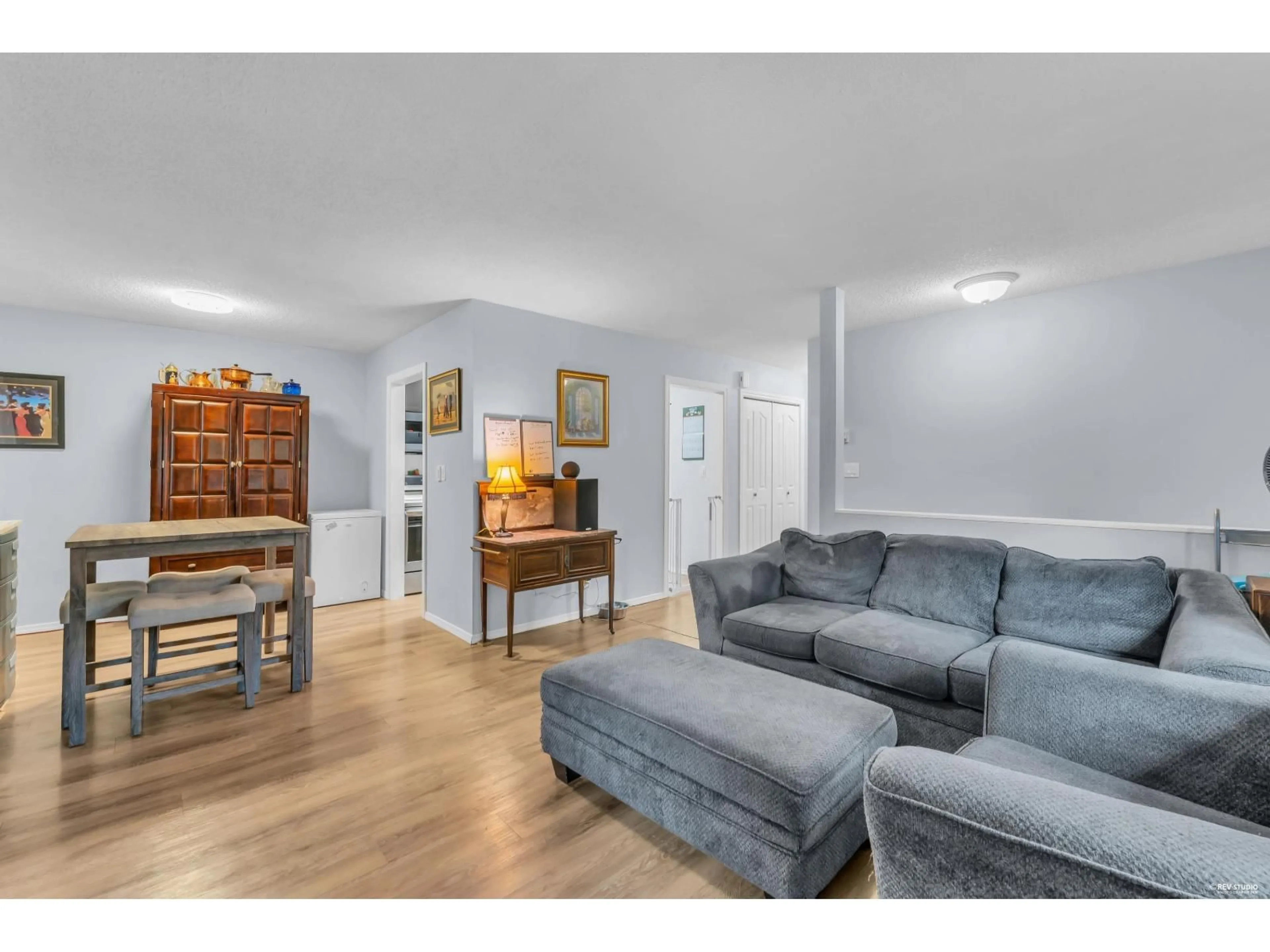 Living room with furniture, unknown for 1202 - 10620 150 STREET, Surrey British Columbia V3R7S1