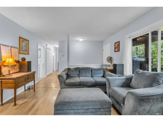 1202 - 10620 150 STREET, Surrey 5