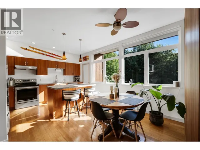 28 - 39893 GOVERNMENT ROAD, Squamish 5
