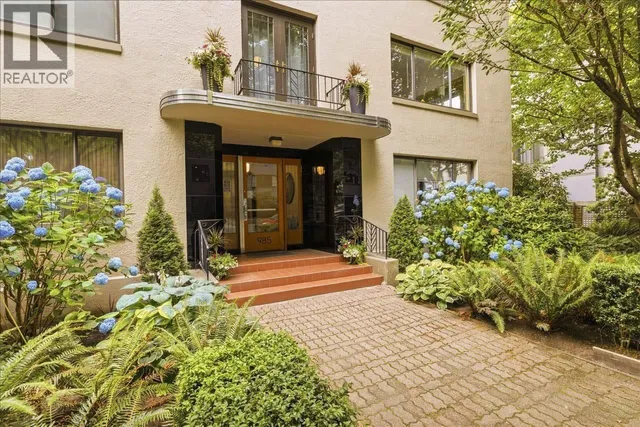 6 - 985 JERVIS STREET, Vancouver 3