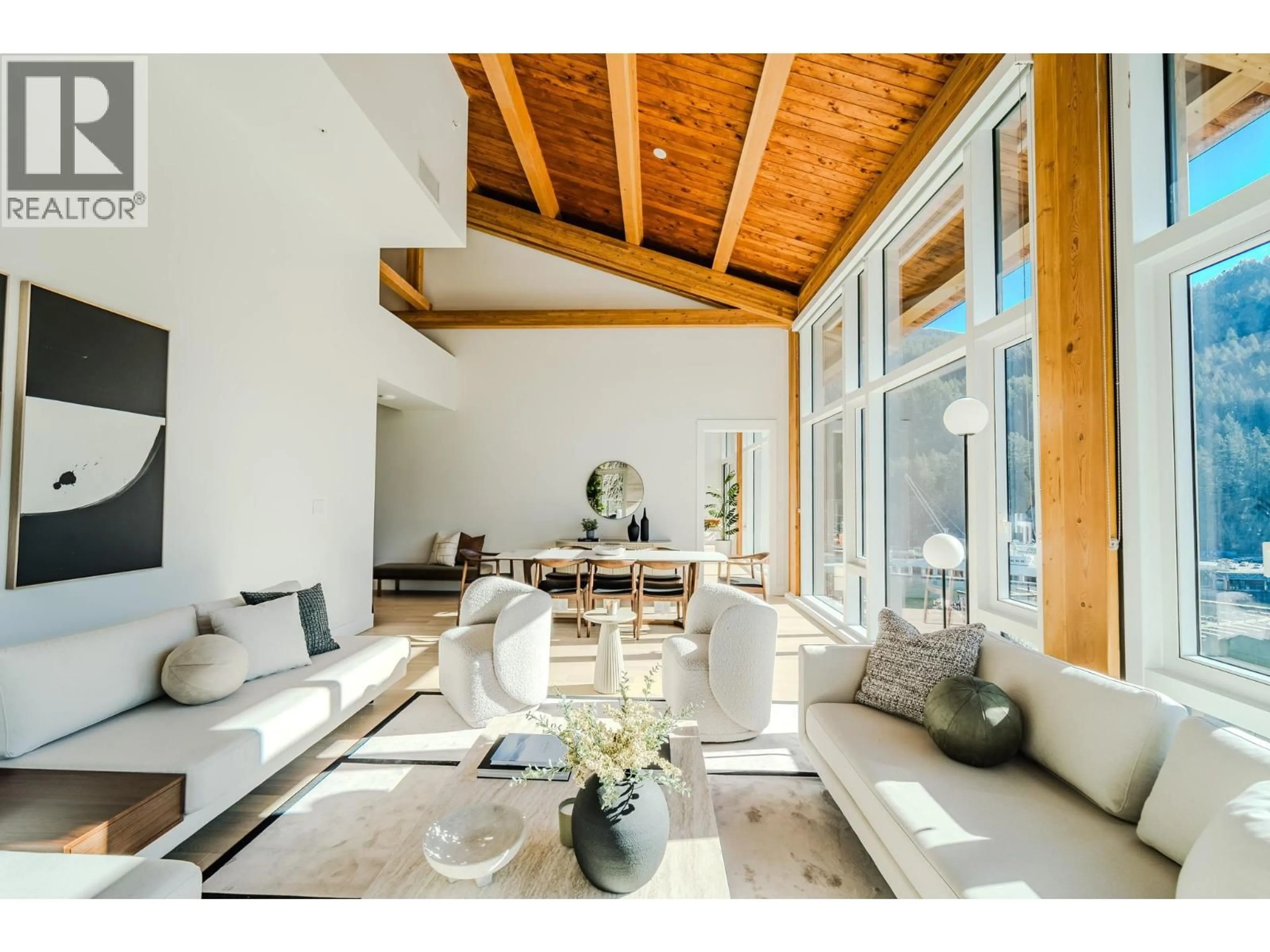 Living room with furniture, unknown for 901 - 6687 NELSON AVENUE, West Vancouver British Columbia V7W2B2