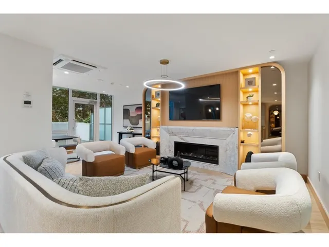 804 - 1342 JOHNSTON ROAD, White Rock 5