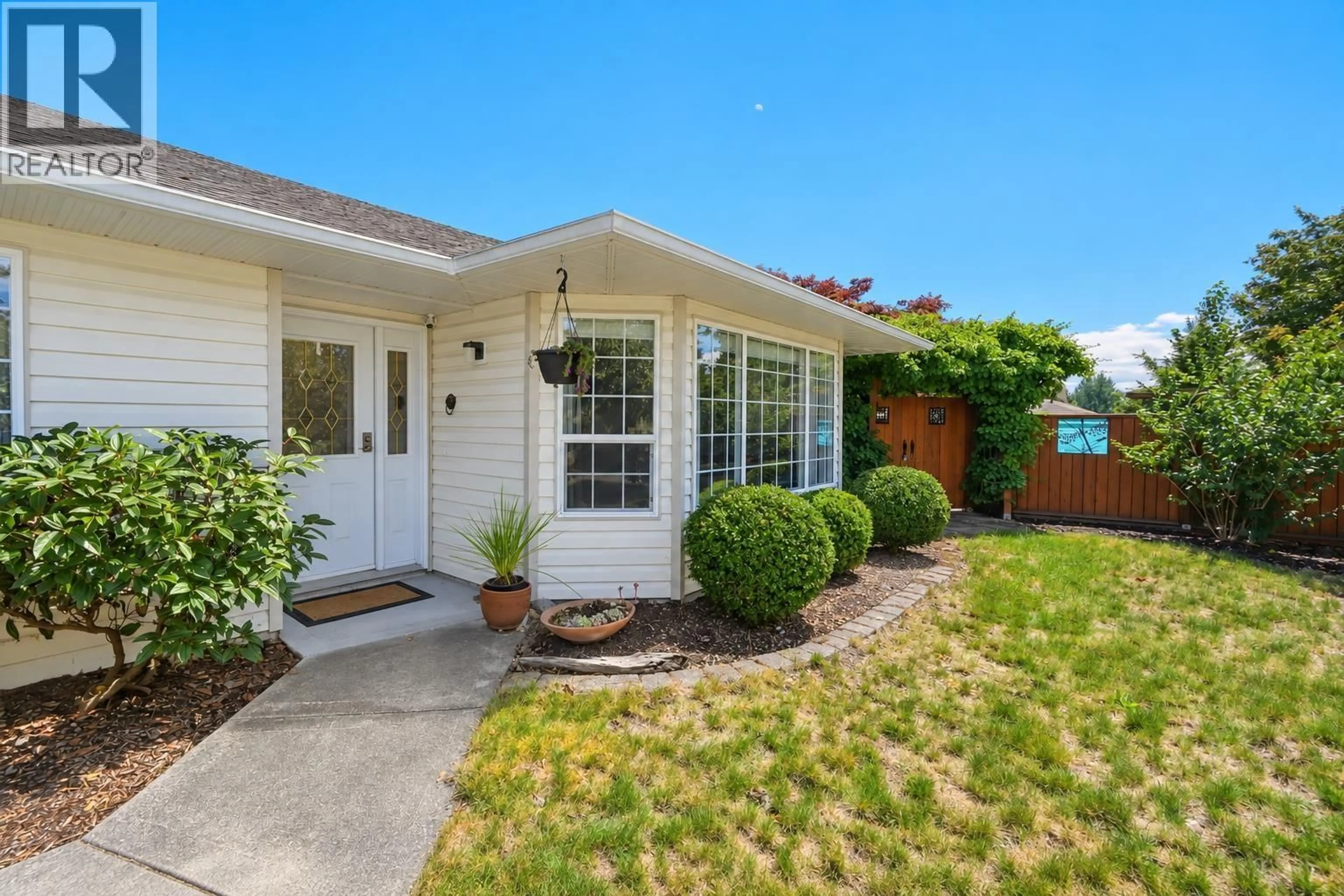 Home with vinyl exterior material, street for 5616 EMERSON ROAD, Sechelt British Columbia V0N3A7