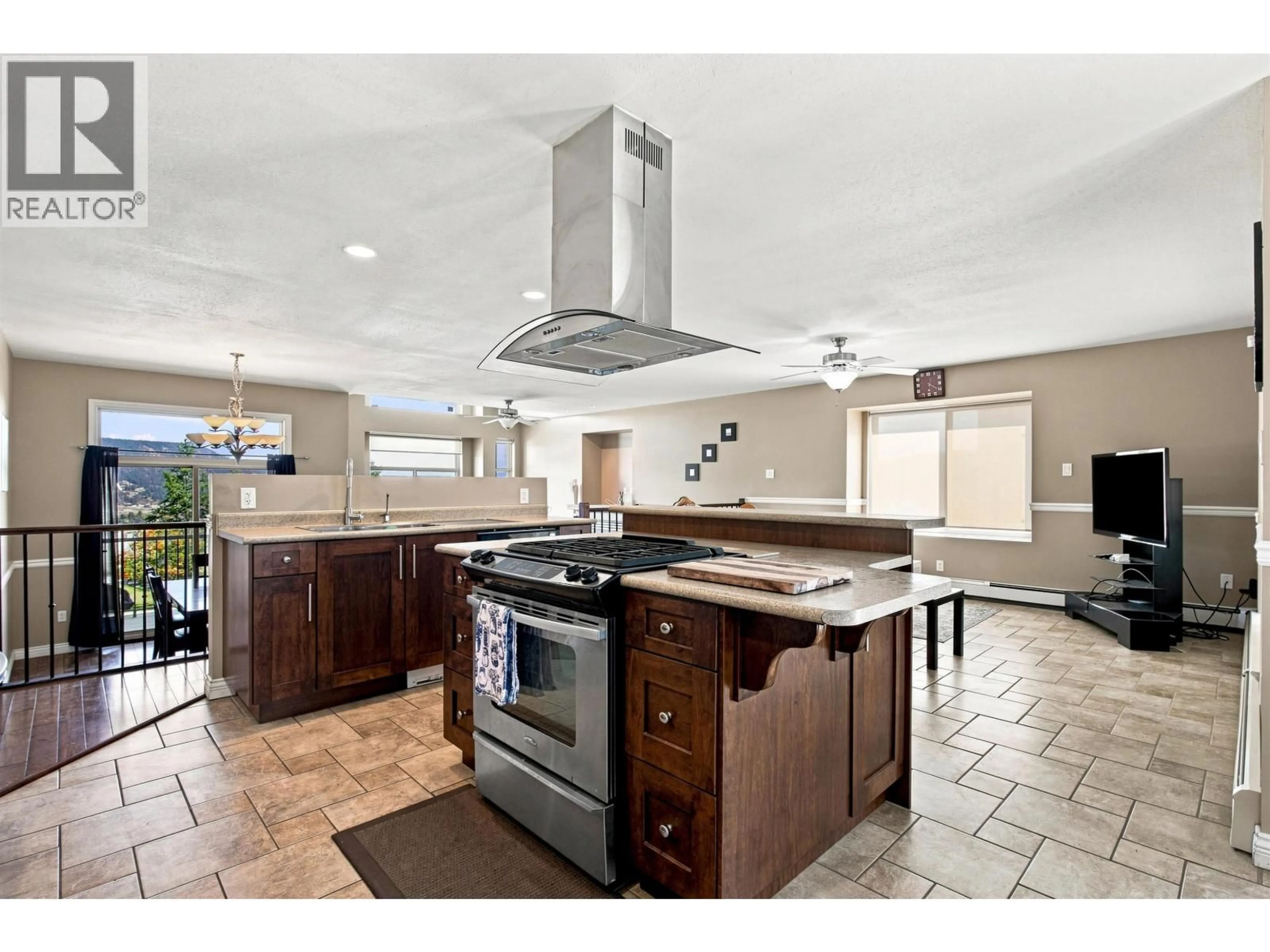 Open concept kitchen, ceramic/tile floor for 241 WESTRIDGE DRIVE, Williams Lake British Columbia V2G5H8