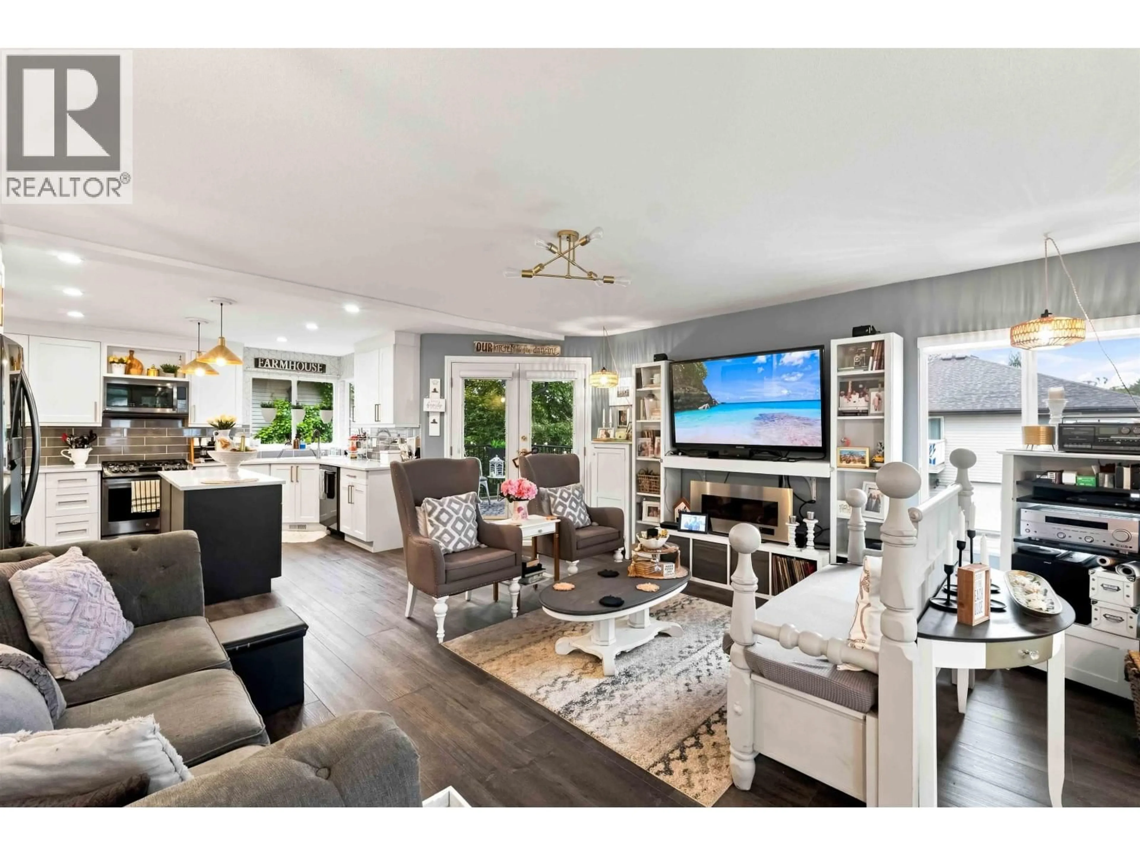 Living room with furniture, unknown for 11771 HERRING PLACE, Pitt Meadows British Columbia V3Y2R7