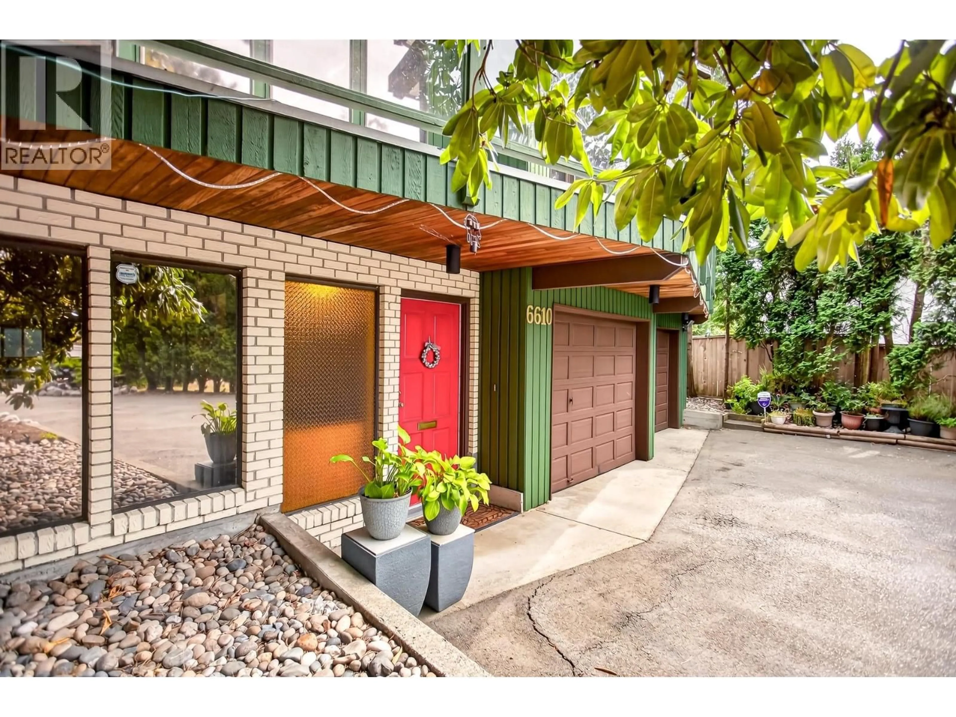 Indoor entryway for 6610 TODERICK STREET, Vancouver British Columbia V5S3N1